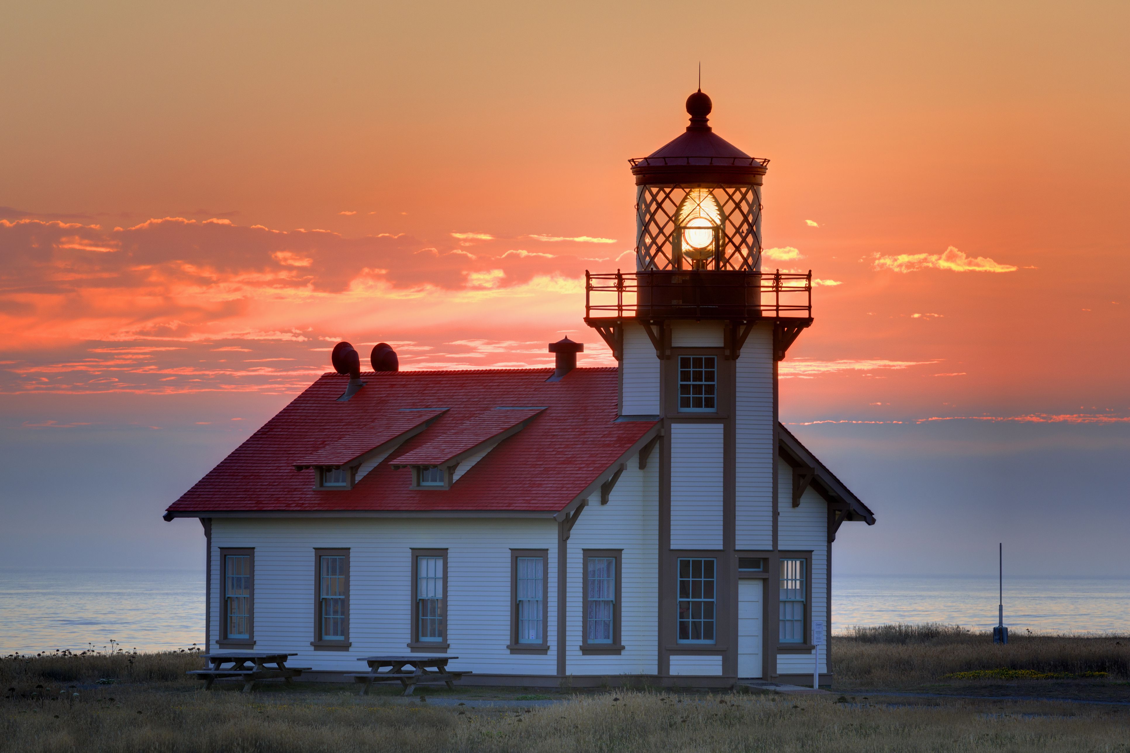 Point Cabrillo Lighthouse: Where You Can Stay Overnight