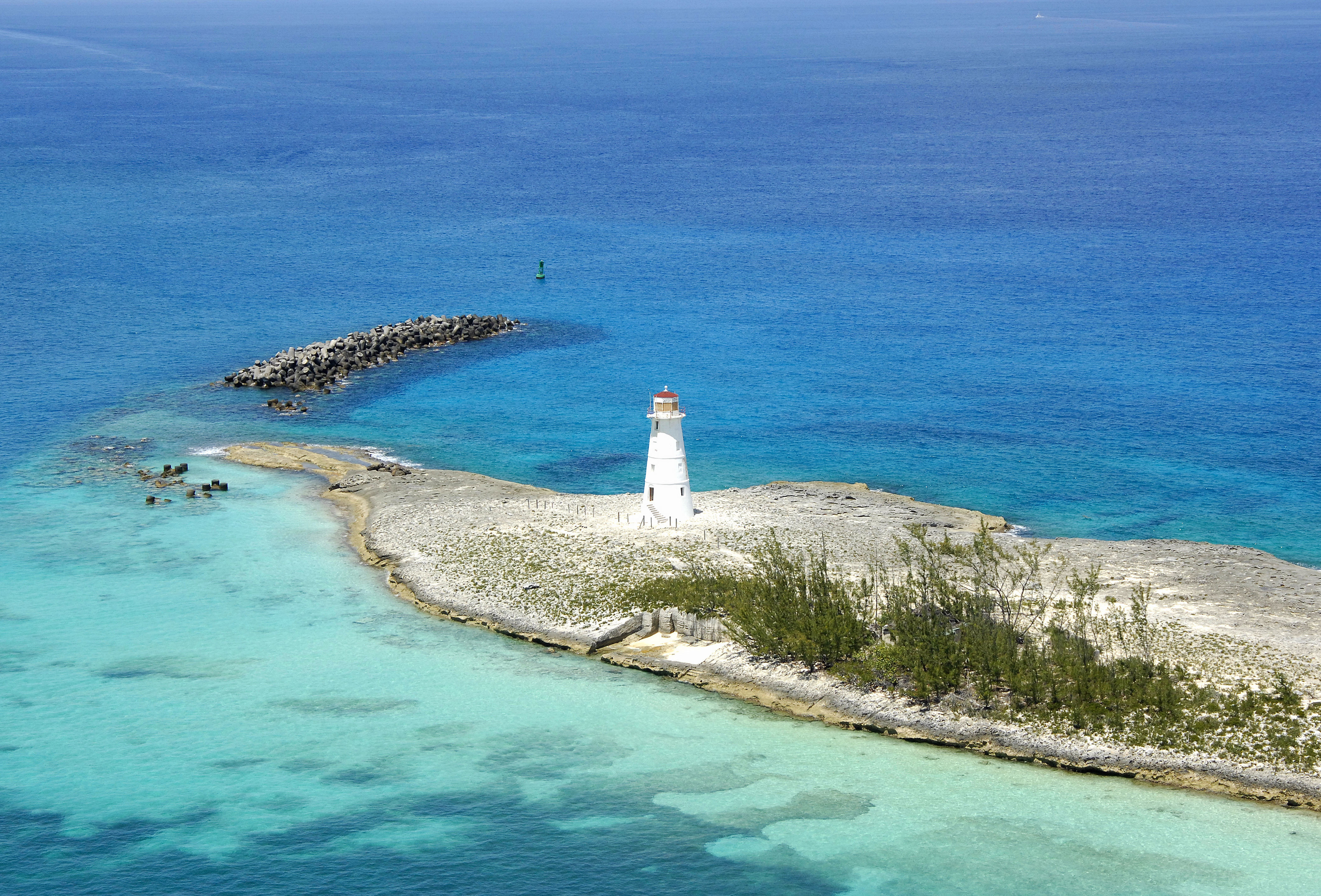 Nassau Harbour Lighthouse in Paradise Island, NP, Bahamas ...