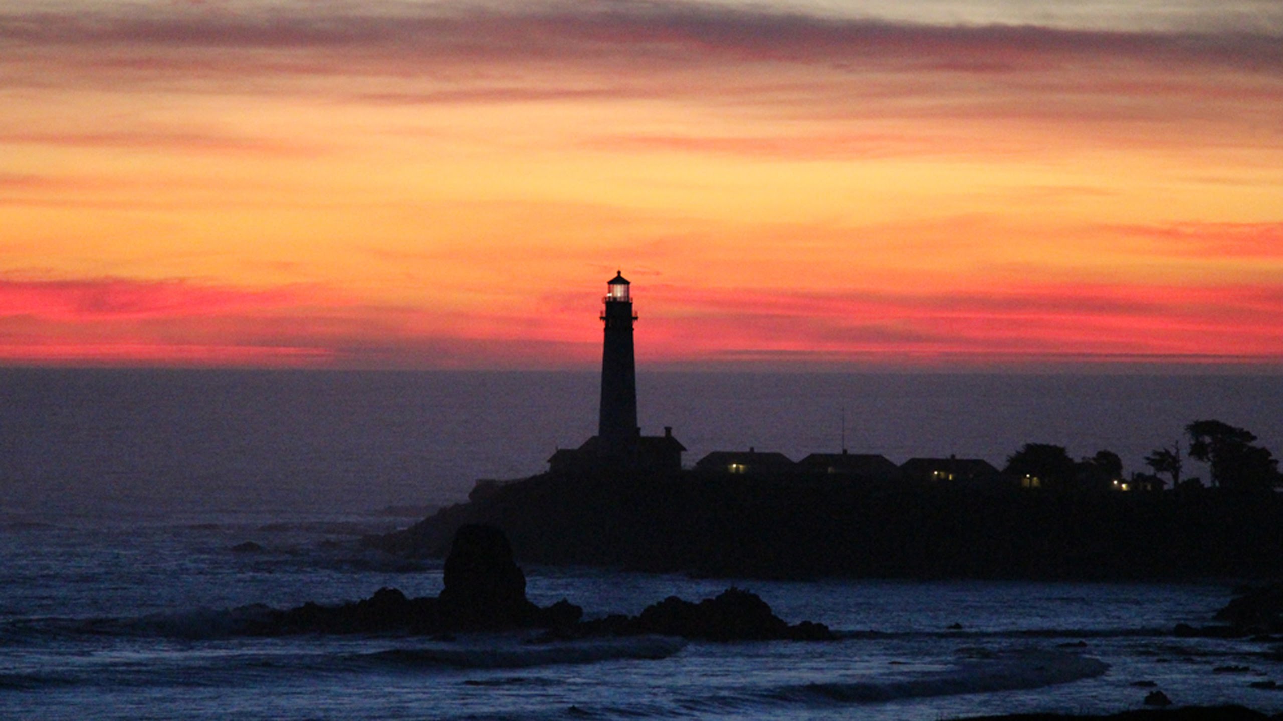 Sunset at Pacific Ocean Lighthouse - YouTube