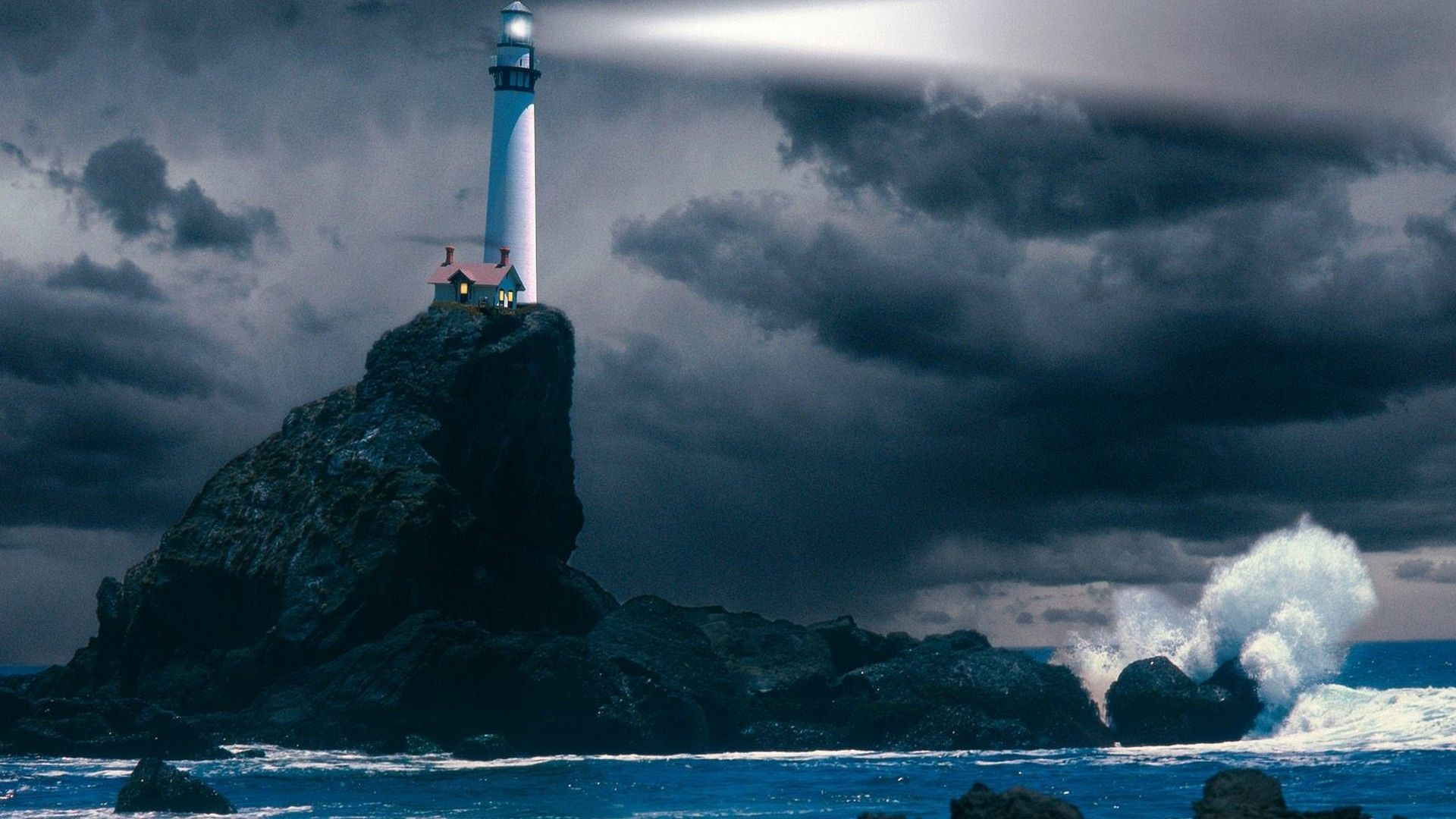 lighthouse | Lighthouse at night wallpaper | BEACONS | Pinterest ...