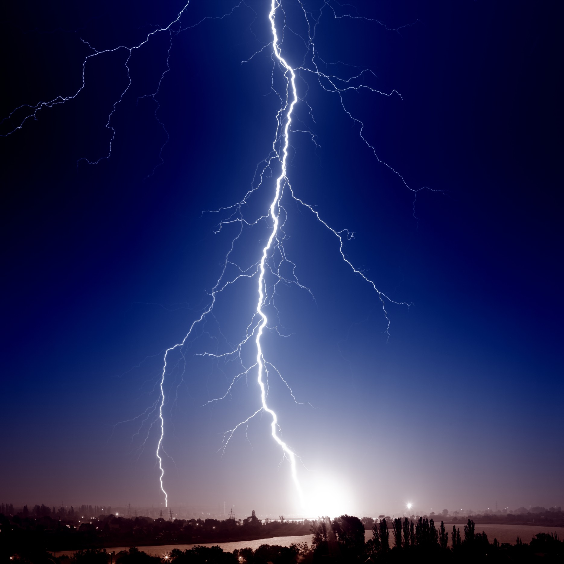Lightning strike photo