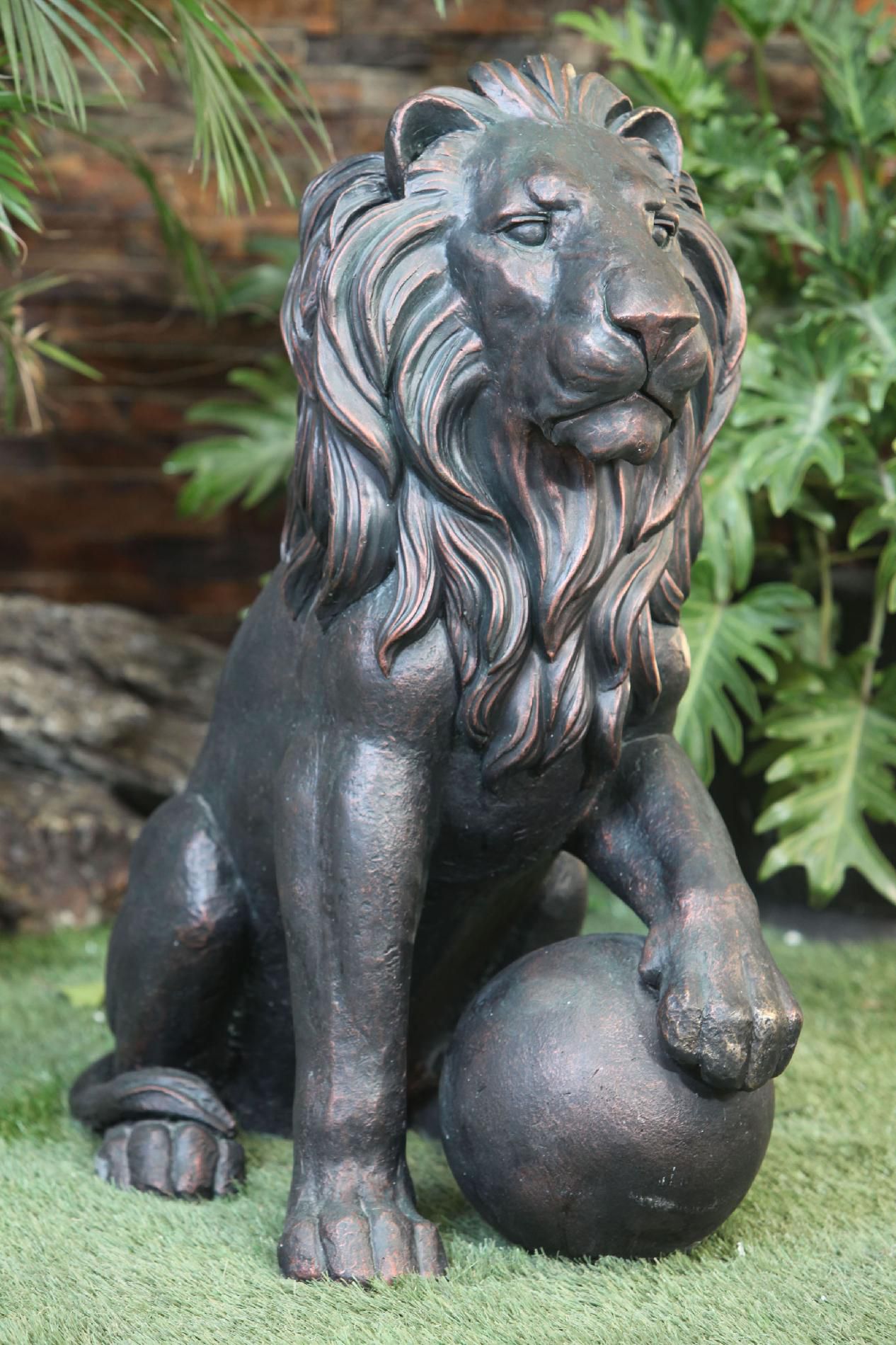 Lawn & Garden Decor 2019: 17/21 GROUP LLC Lion Stand with Ball ...