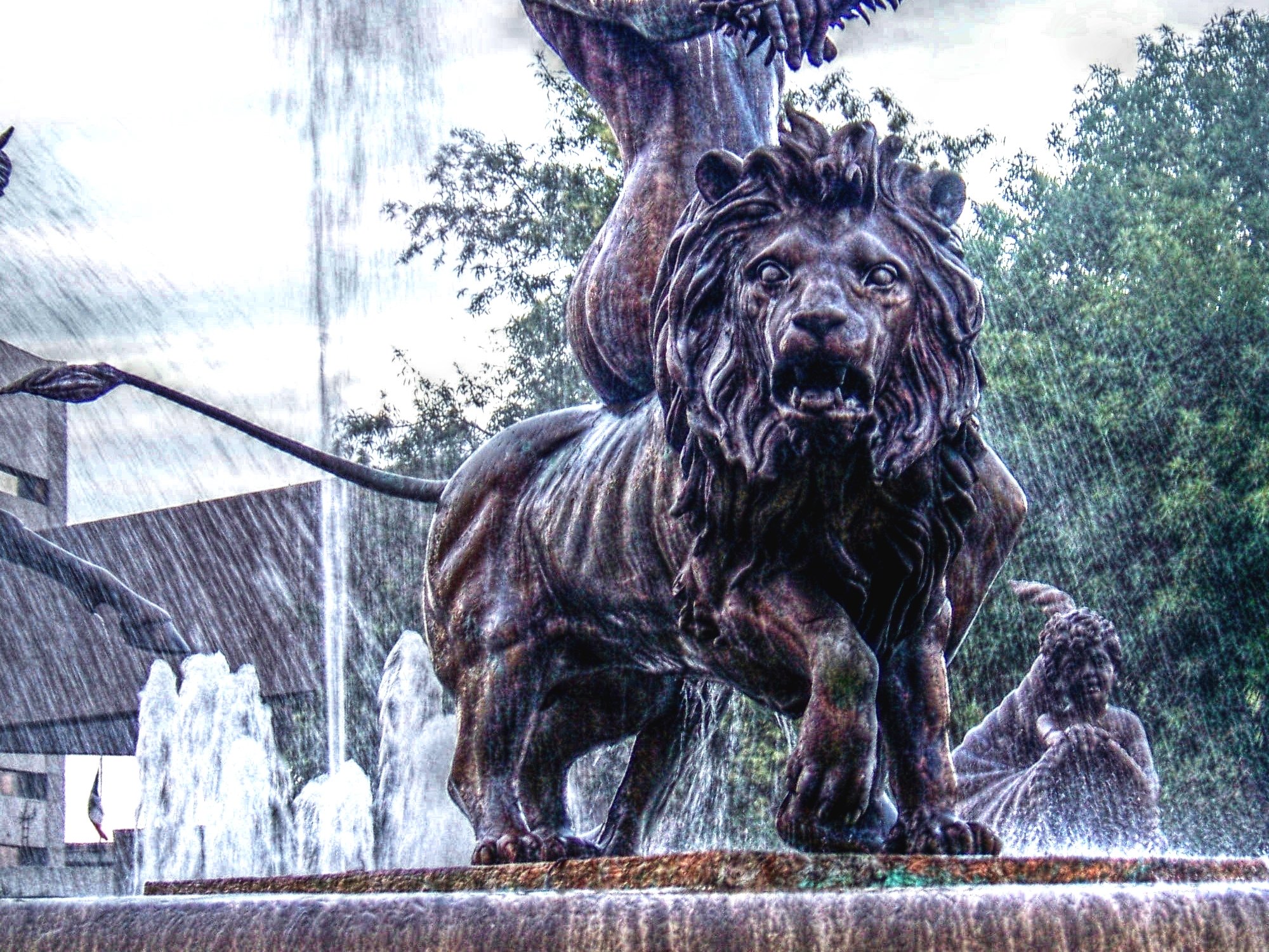 Lion statue photo