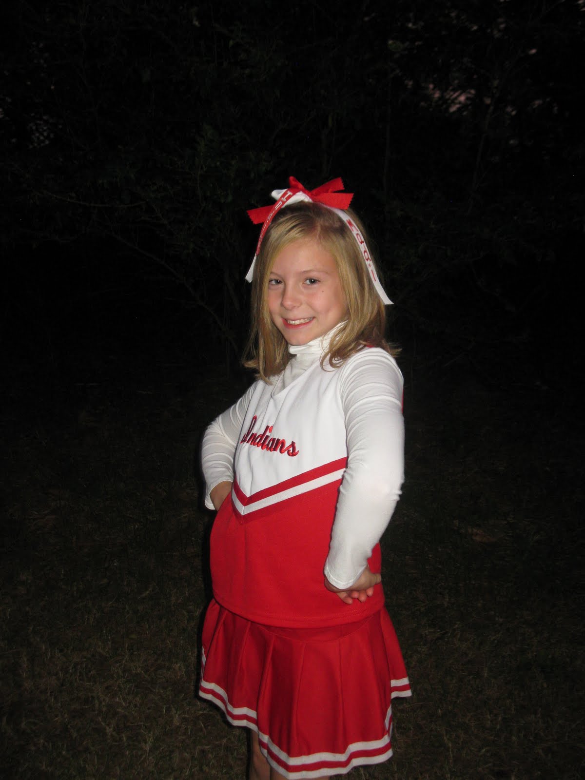 The Life of 4 Joynerz: My little cheerleader