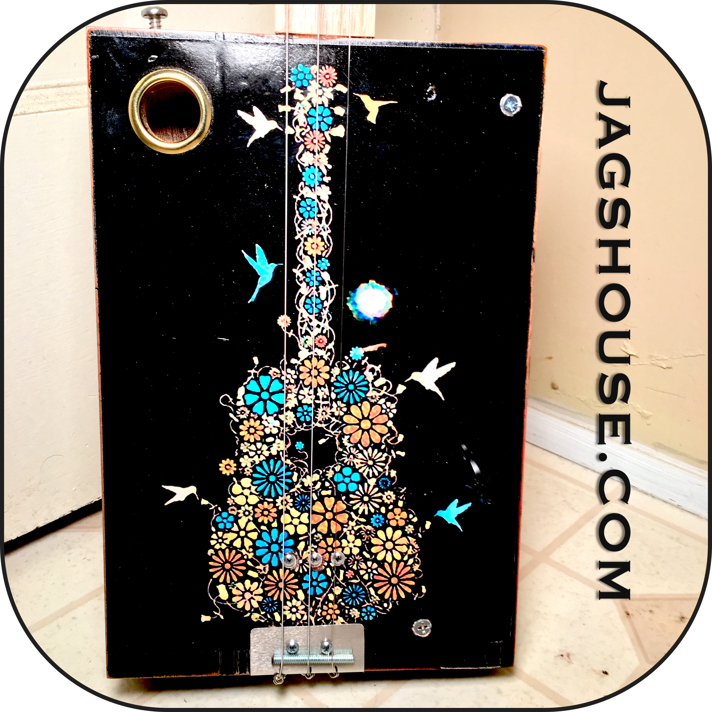 Fretless 'Little Mojo' Cigar box guitar by Bluesboy Jag Get yours at ...