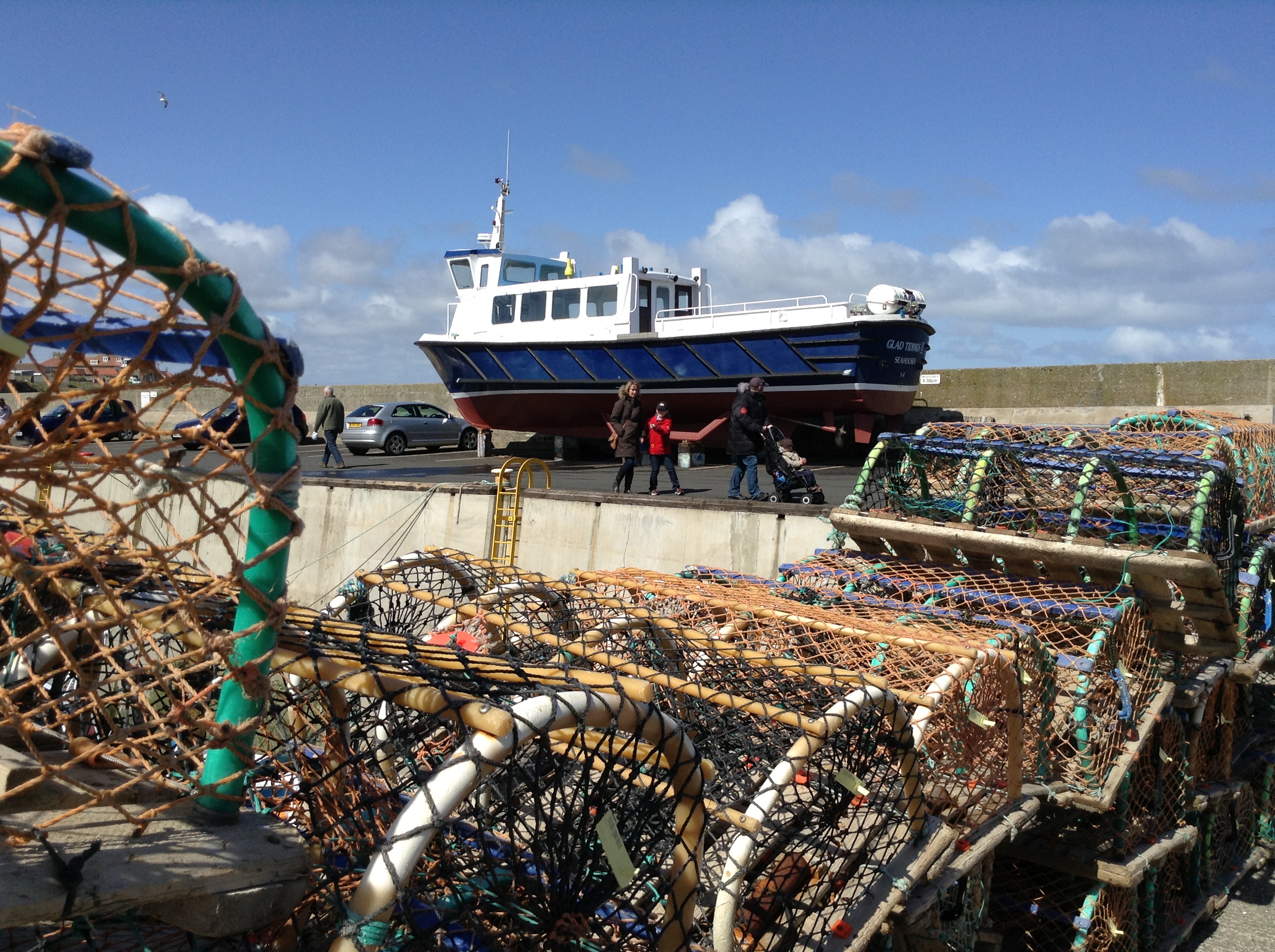 File:Lobster pots Seahouses - panoramio.jpg - Wikimedia Commons