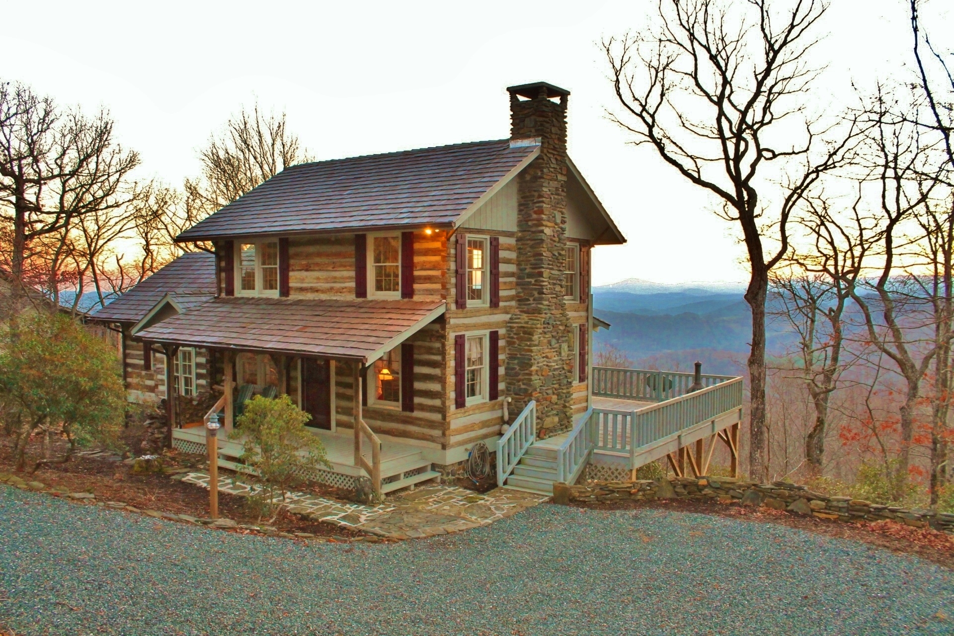 Mountain View Log Cabin