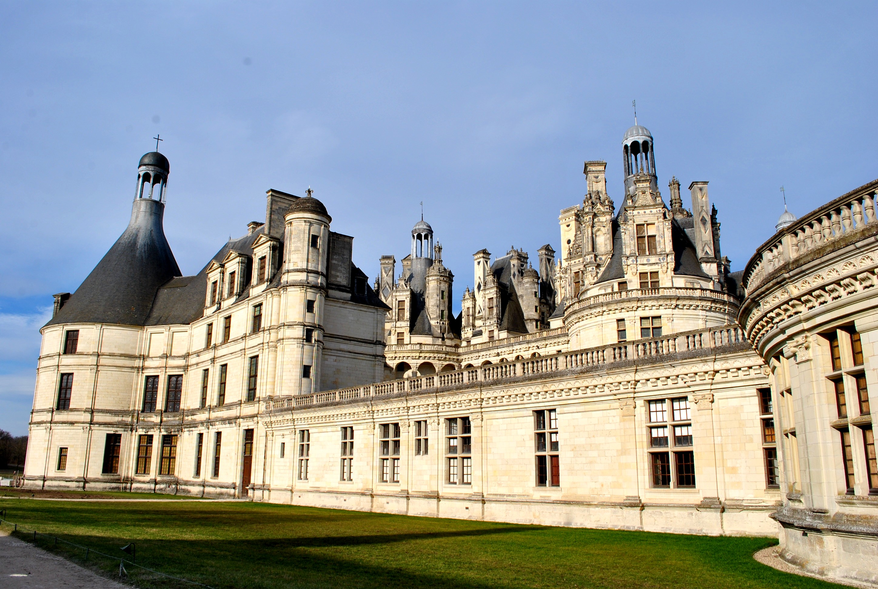 The most beautiful castles in the Loire Valley | ParisByM
