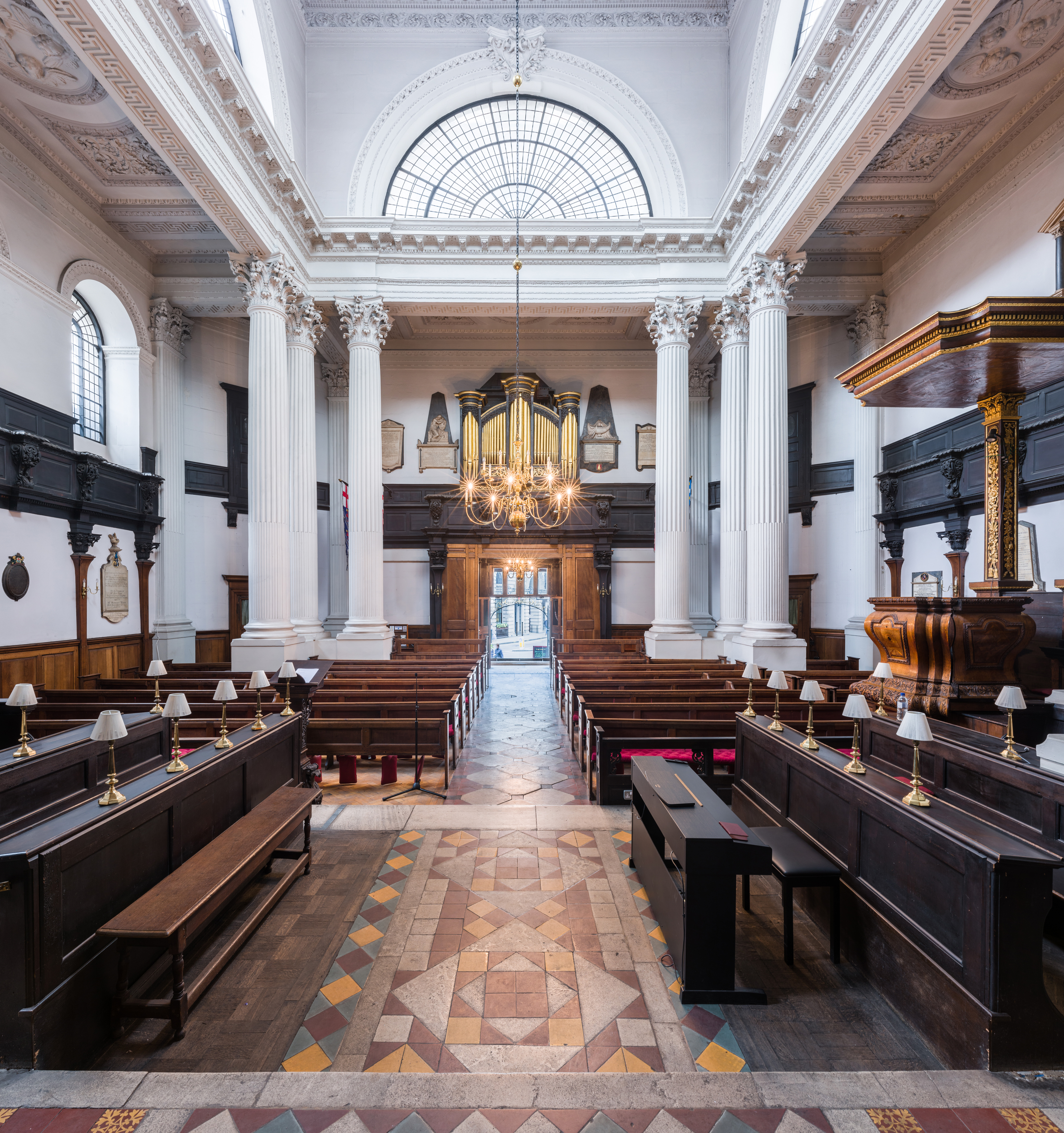 File:St Mary Woolnoth Interior Entrance, London, UK - Diliff.jpg ...