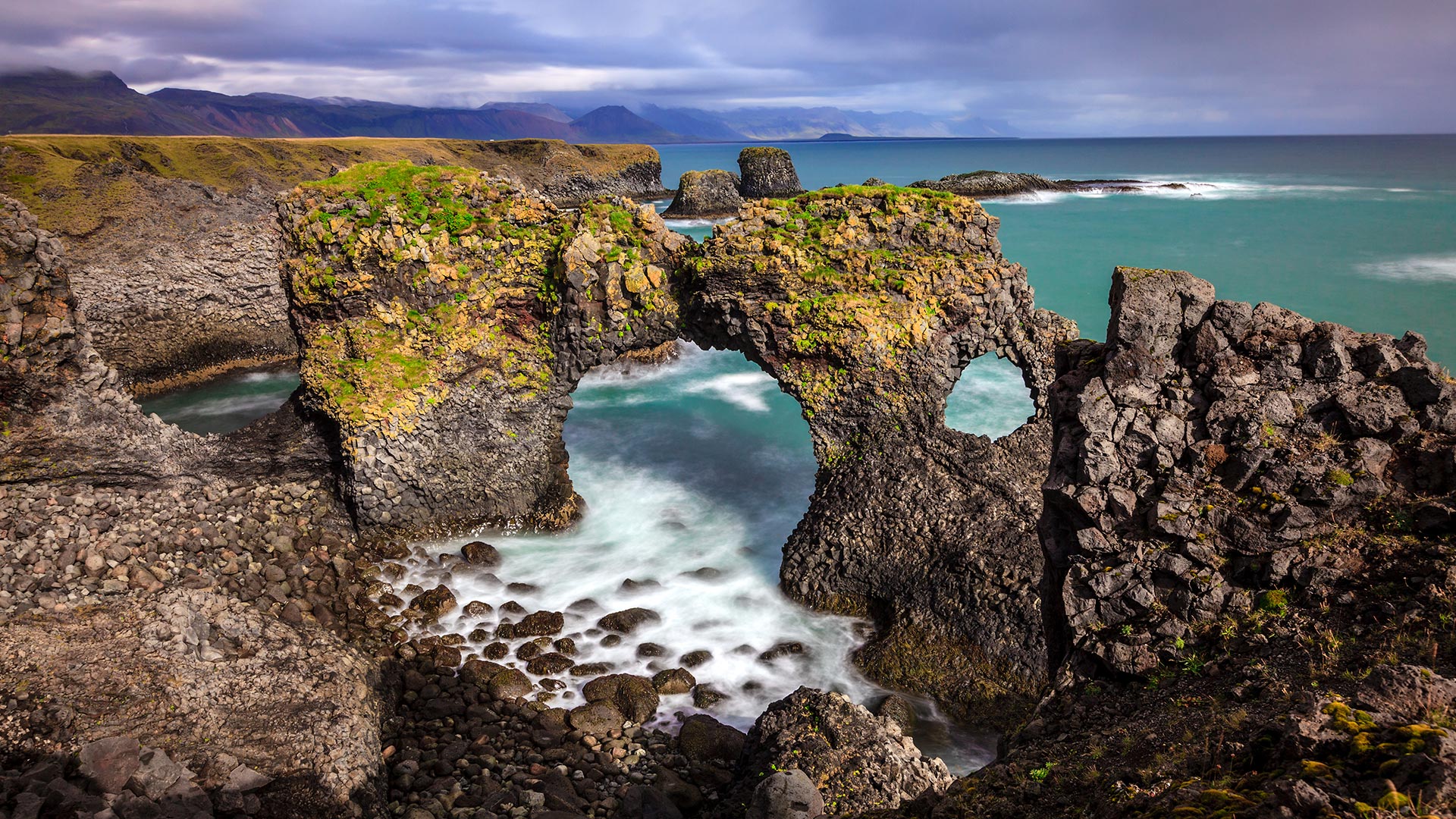 Lóndrangar rocks : West Iceland : Snaefellsnes peninsula : Travel ...