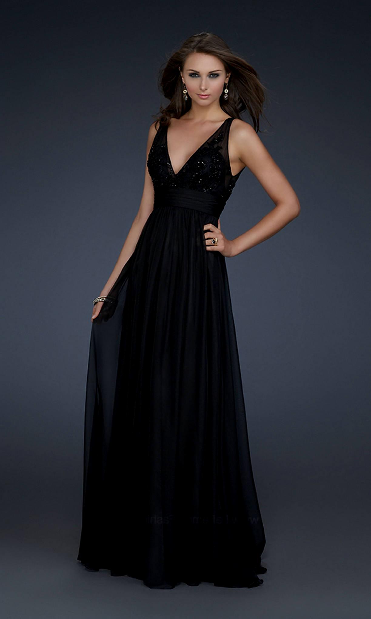 Long black dress photo