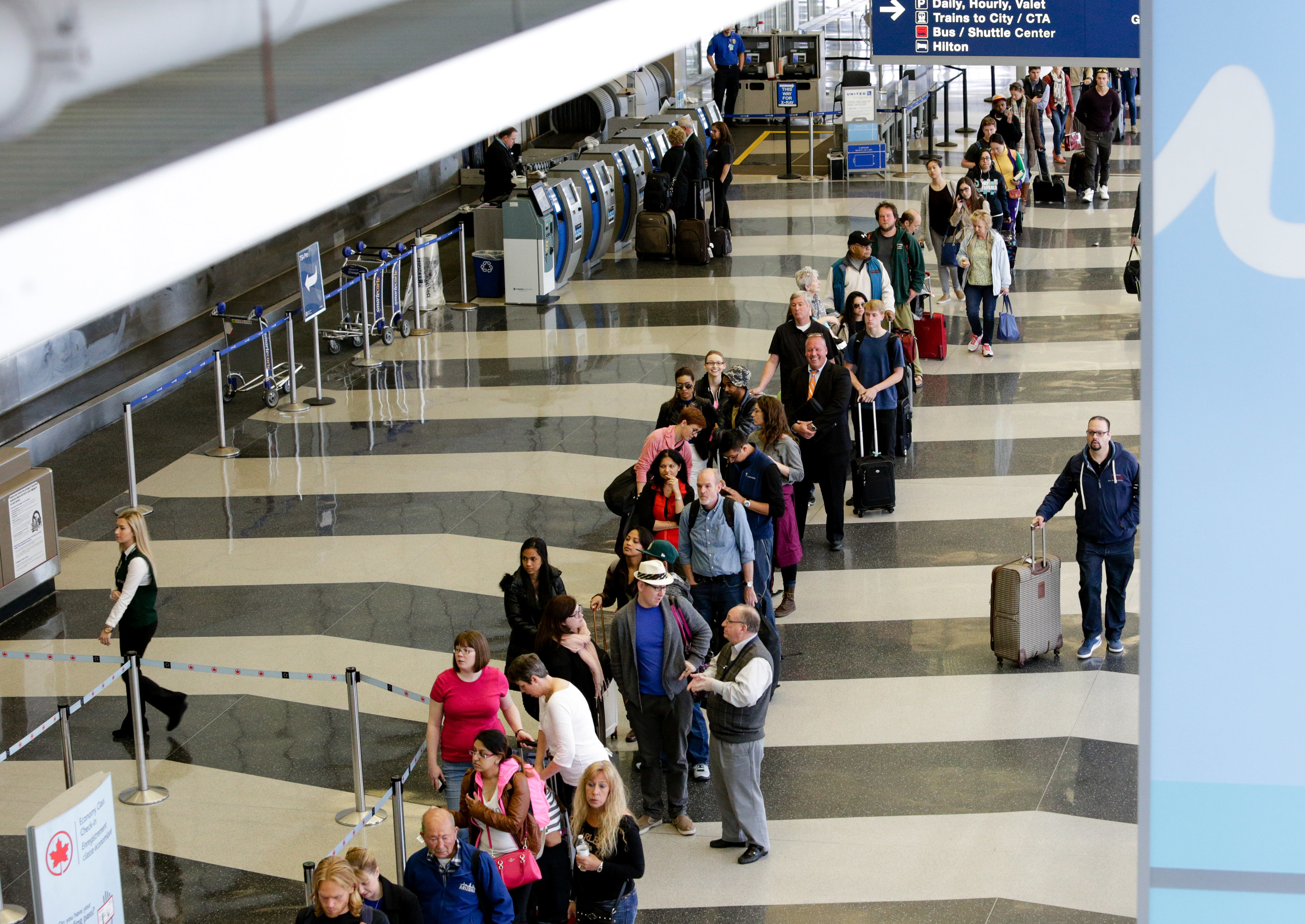 TSA cashing in on forgotten loose change at local airports | WTOP