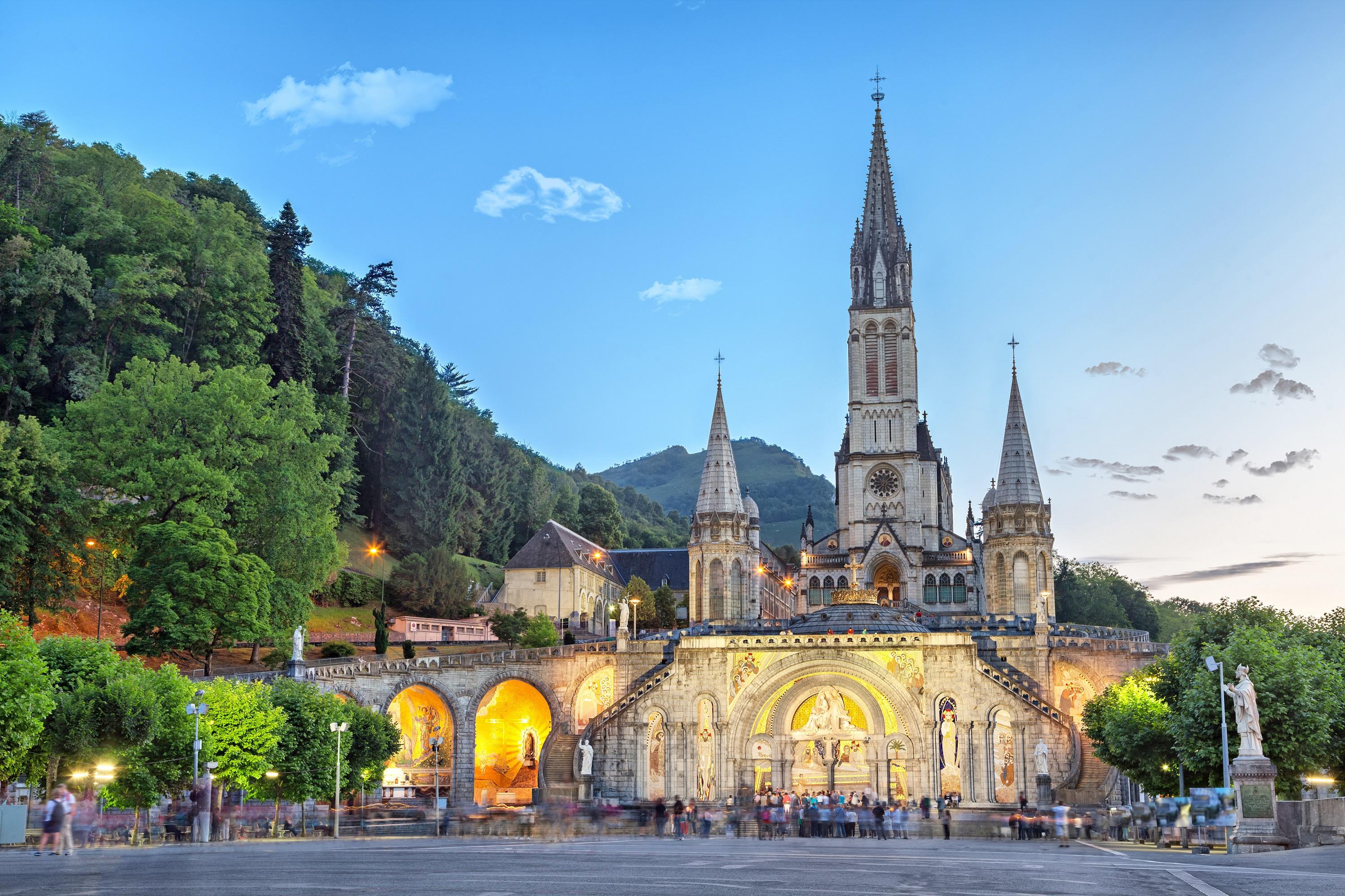 Sanctuary of Our Lady of Lourdes, Hautes-Pyrénées, France : Catholicism