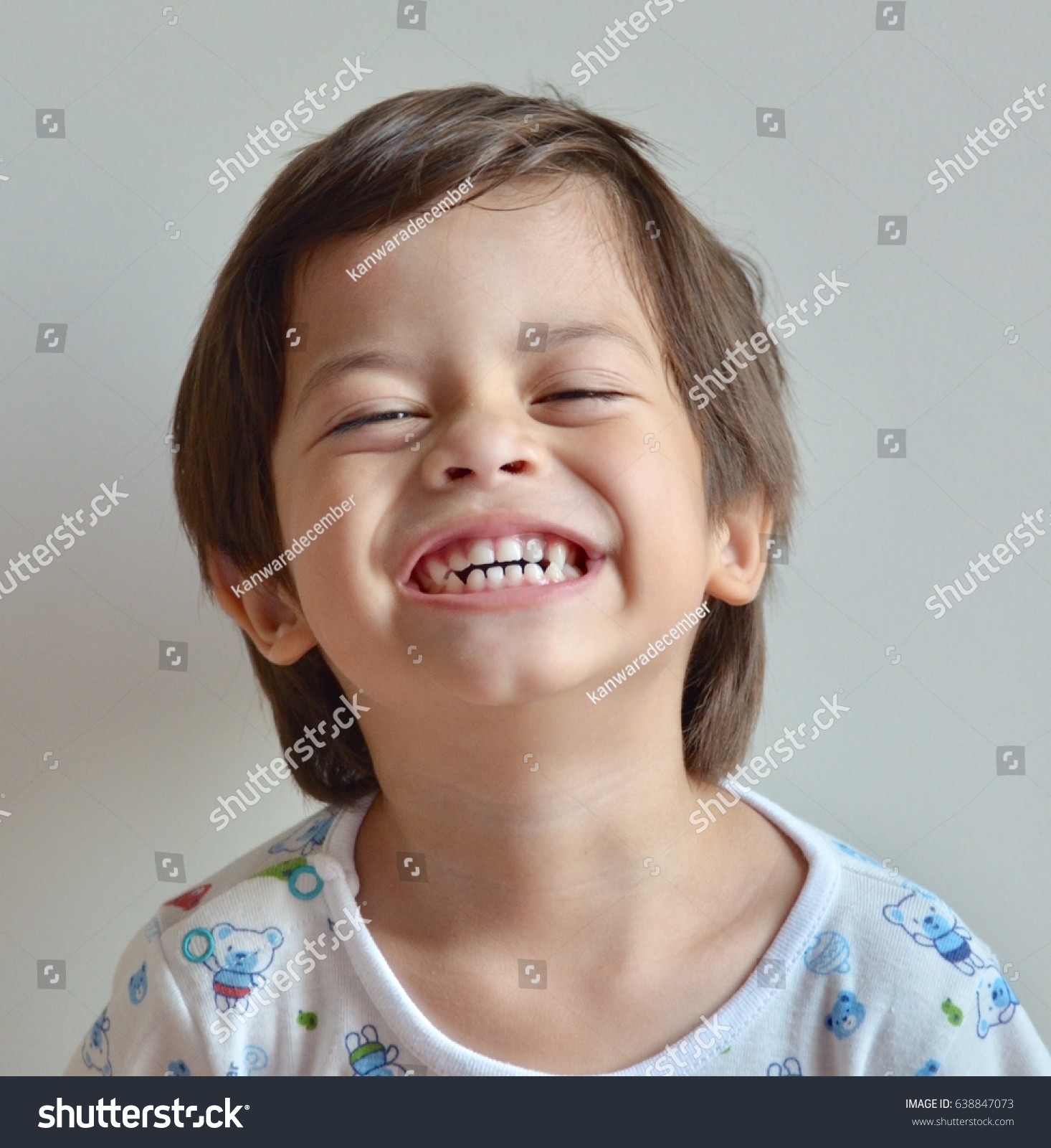 Cute Boy Smiling Face Lovely Boy Stock Photo 638847073 - Shutterstock