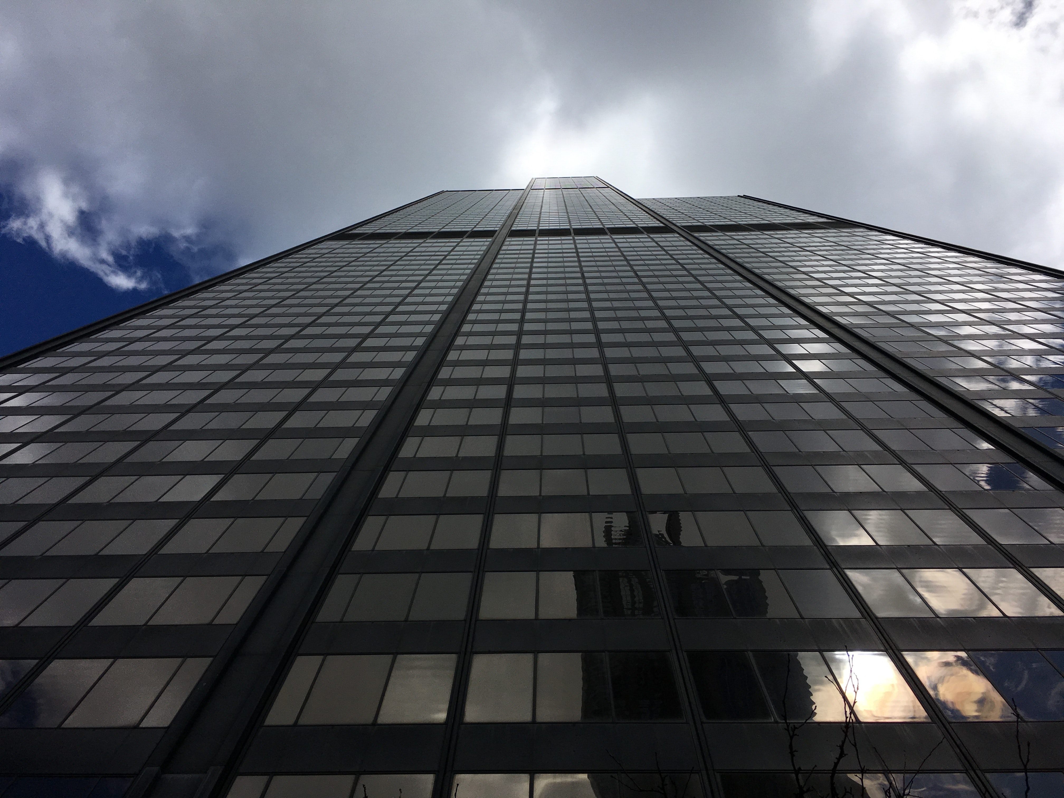 Low angle photography of high rise building at daytime