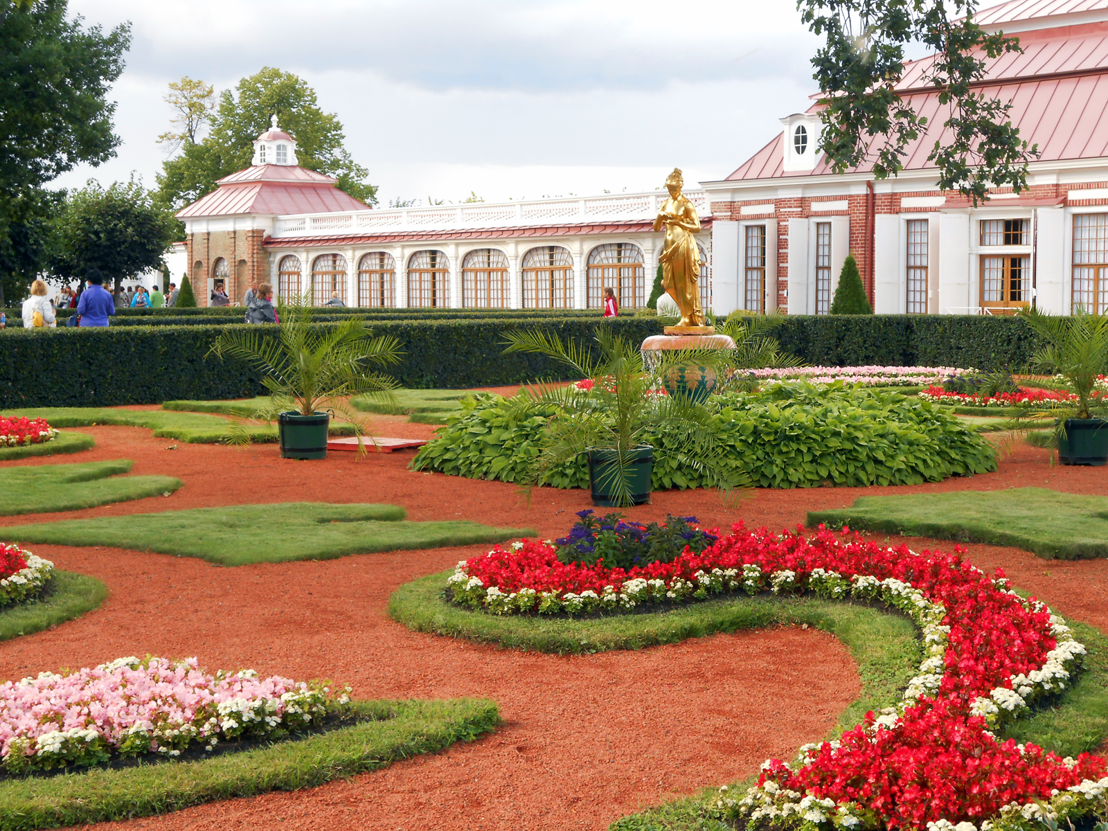 Lower gardens of the petergof photo