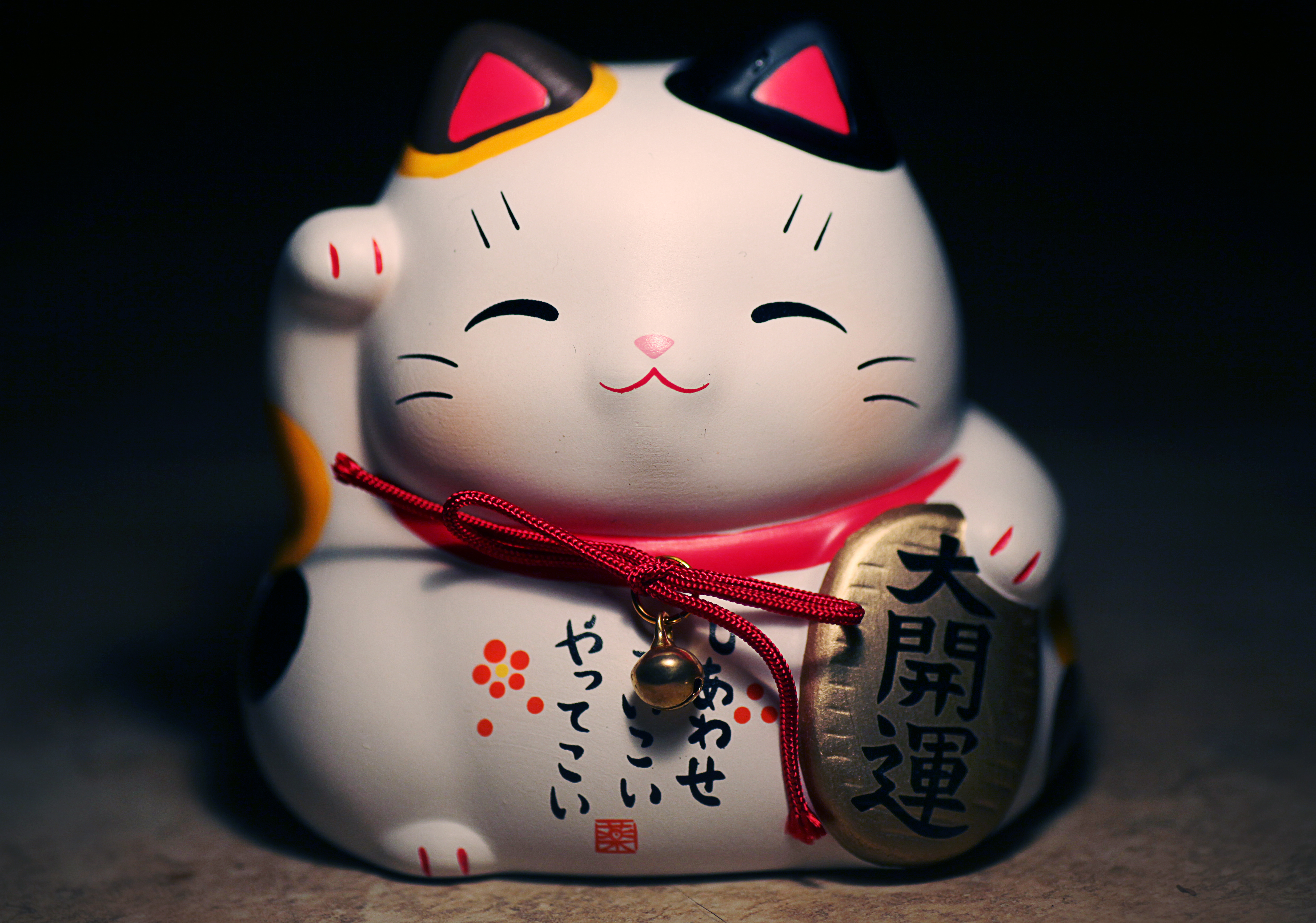 Maneki Neko. Кошка, призывающая счастье.