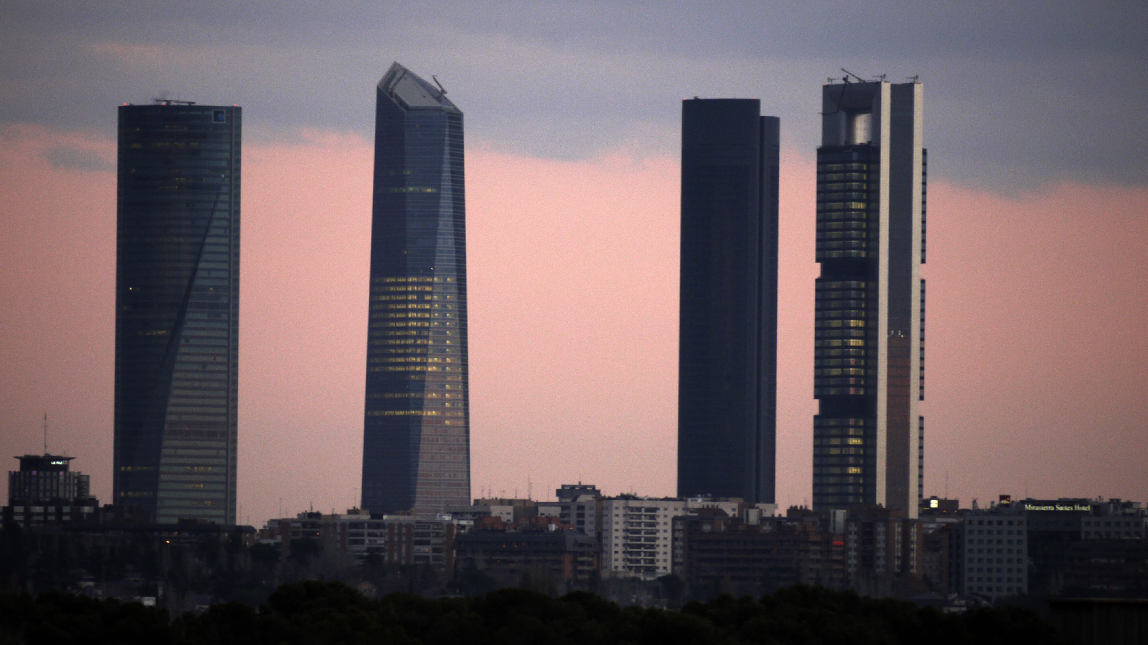 File:Madrid Cuatro Torres Business Area.jpg - Wikimedia Commons