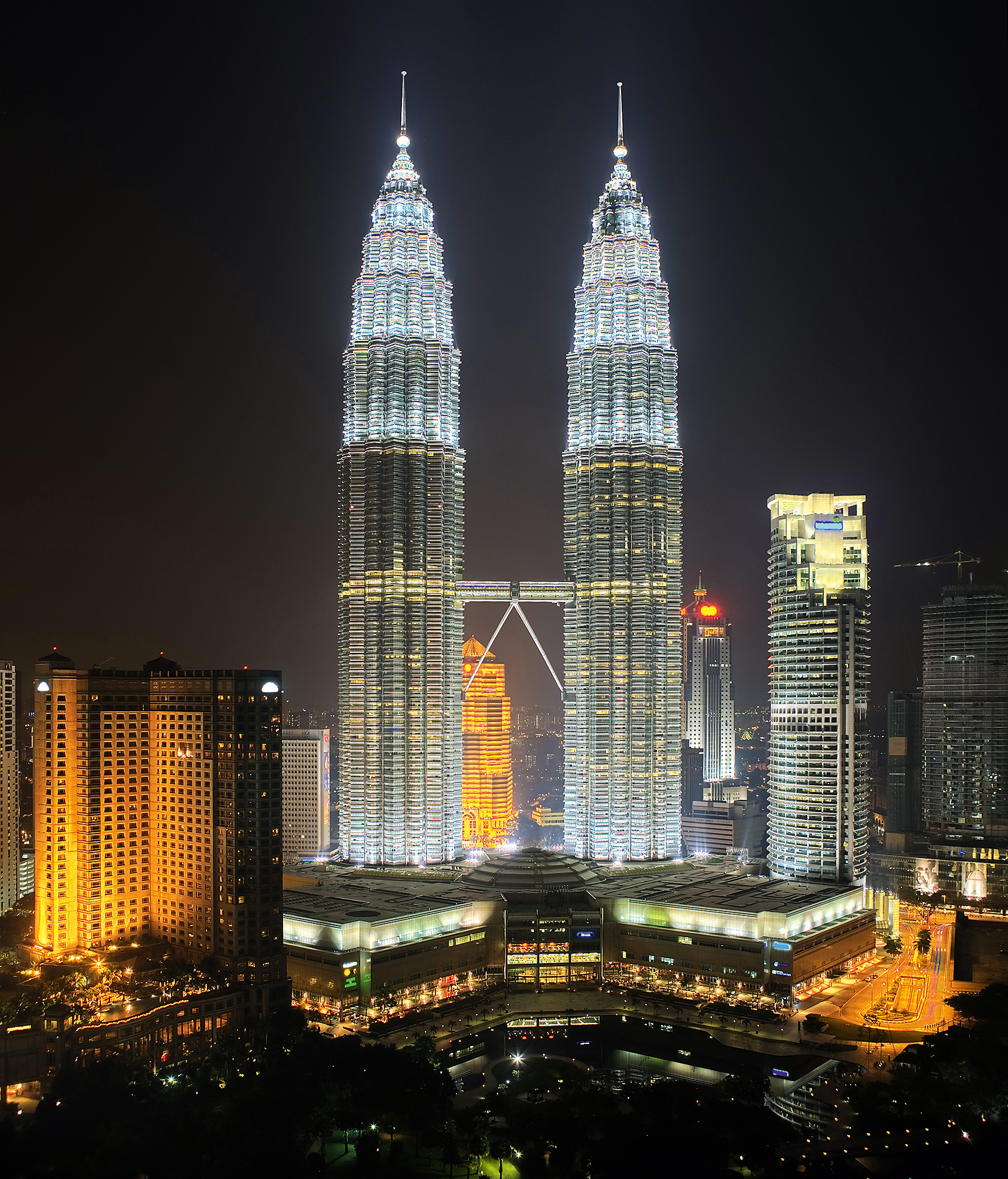 Petronas Towers, Malaysia | HeidelbergCement Group