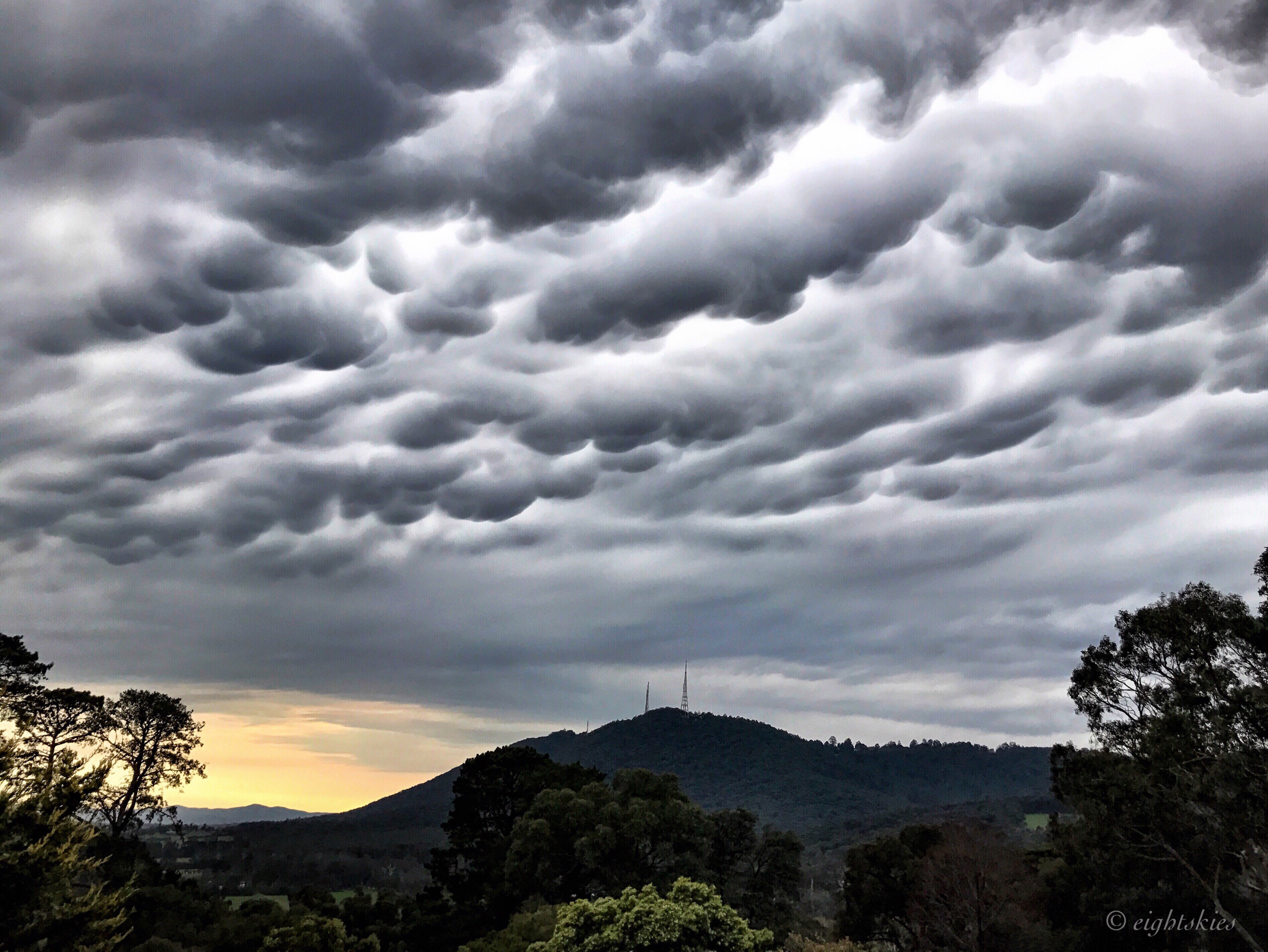 September's Mammatus Clouds – Eight Skies