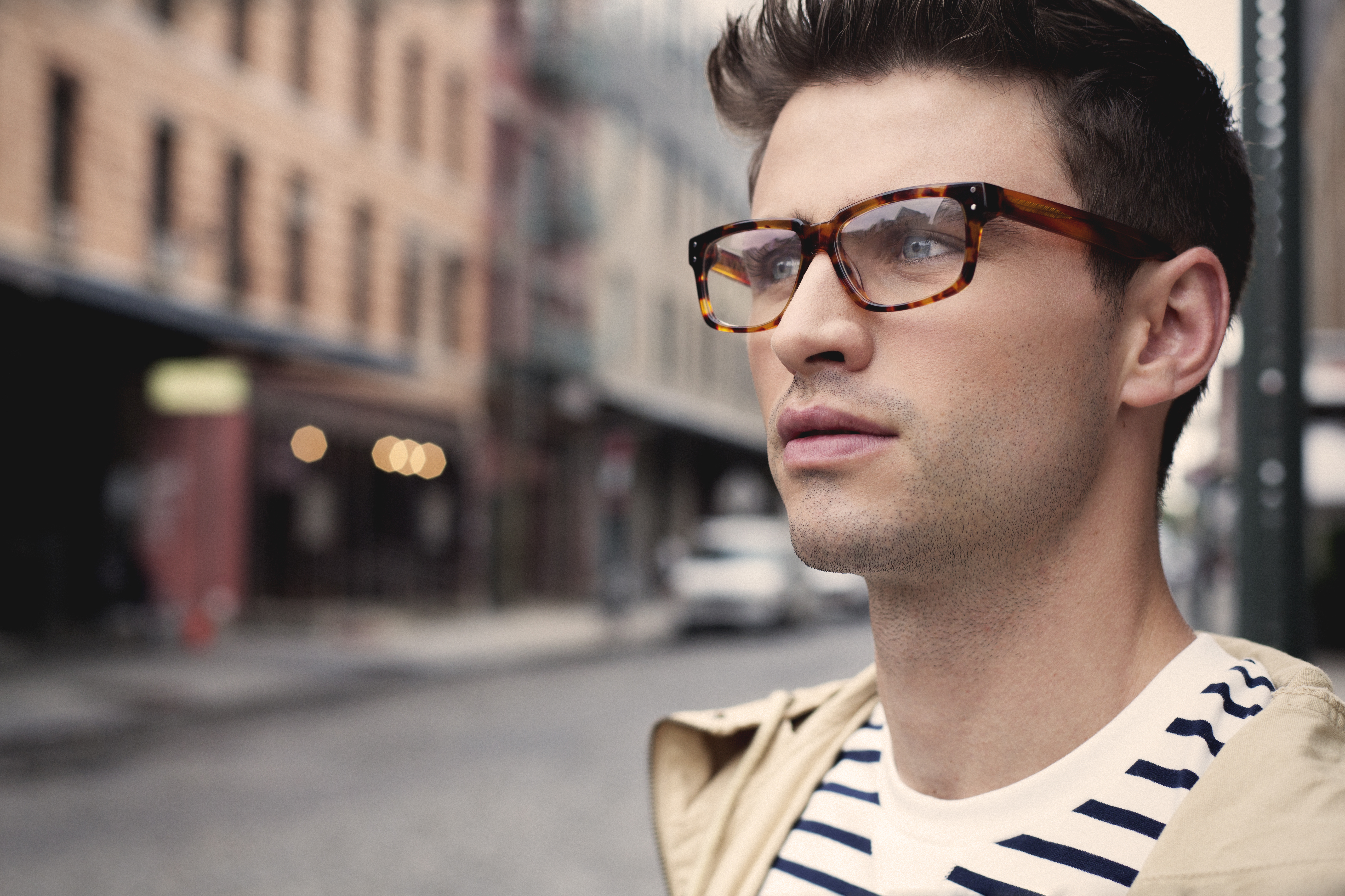 You're Losing Style by Not Wearing Tortoise Shell Glasses - Vint&York