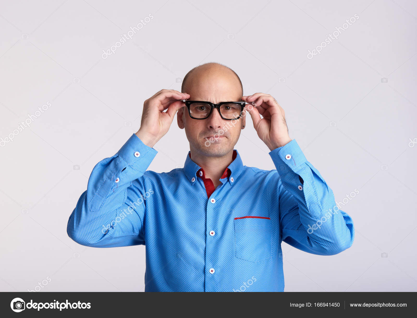 worried man wearing eyeglasses isolated — Stock Photo © spaxiax ...
