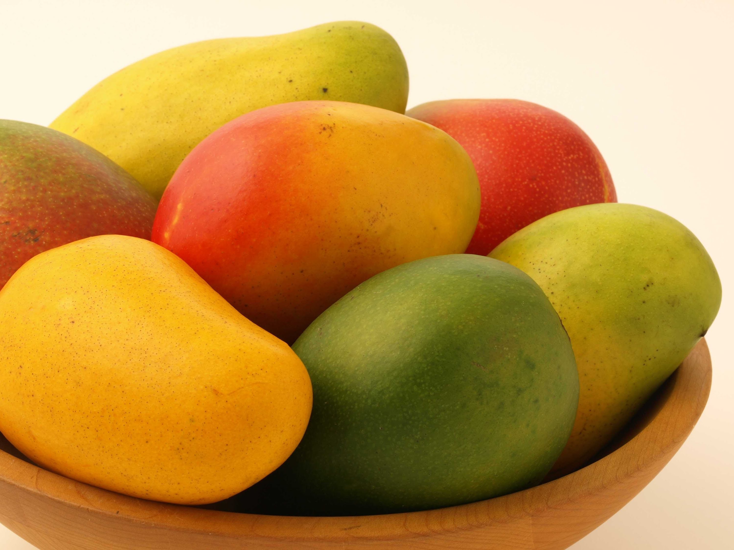 How To Make a Bird out of a Mango - How To Cut a Mango | Fruit Art ...