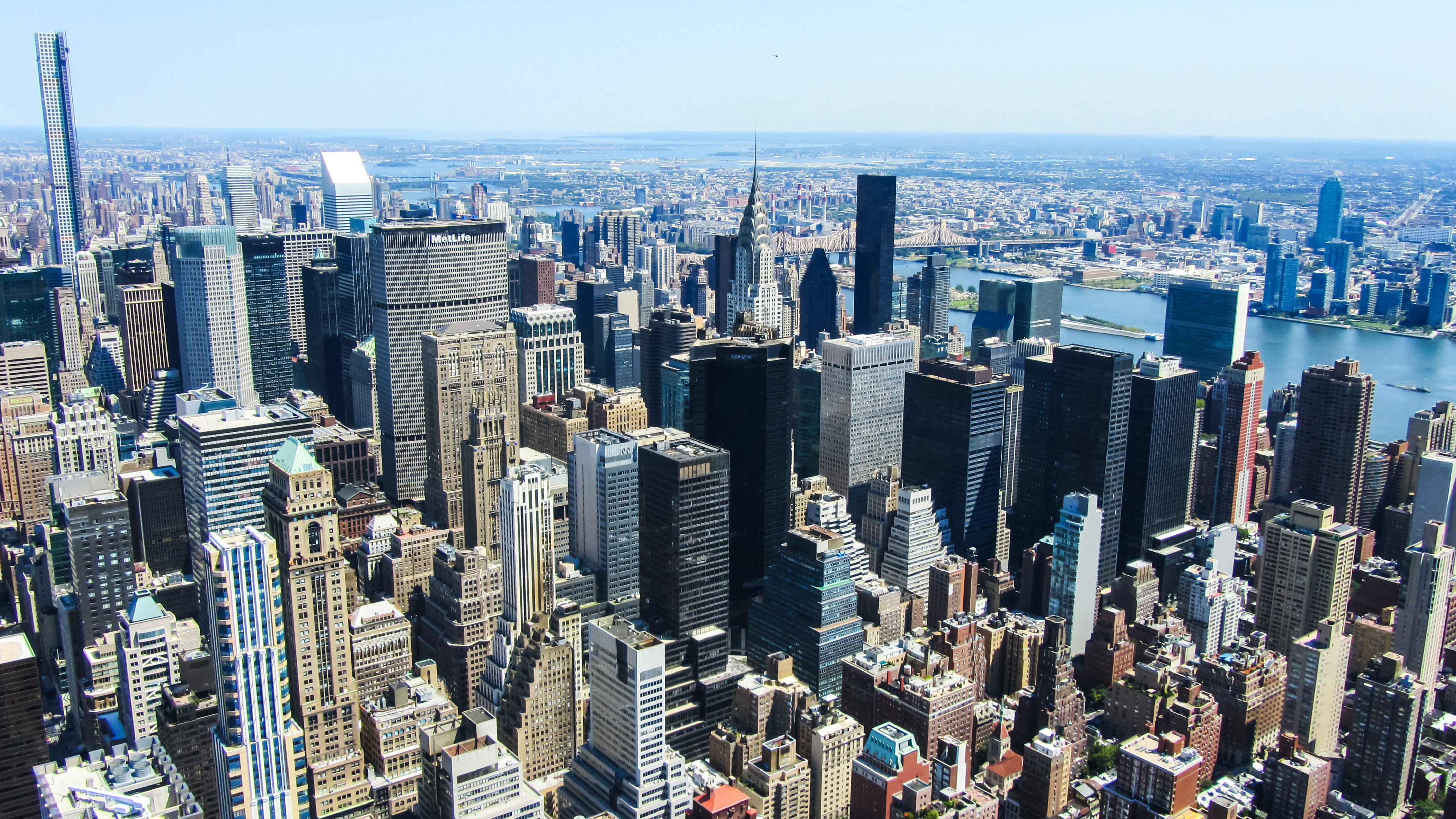 File:1 Manhattan, New York City.jpg - Wikimedia Commons