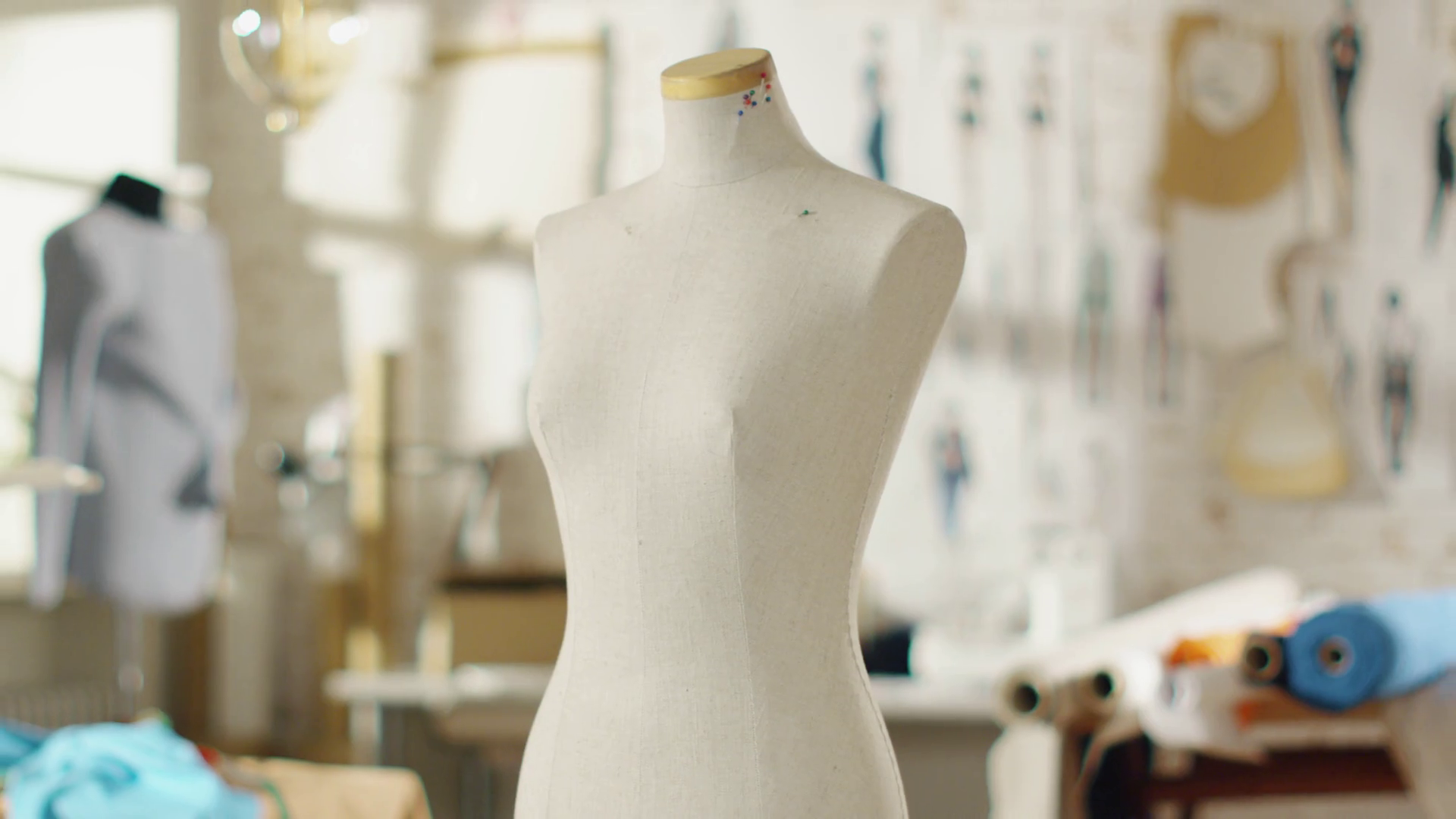 Zoom In Shot of a Tailoring Mannequin that Stands in a Bright and ...