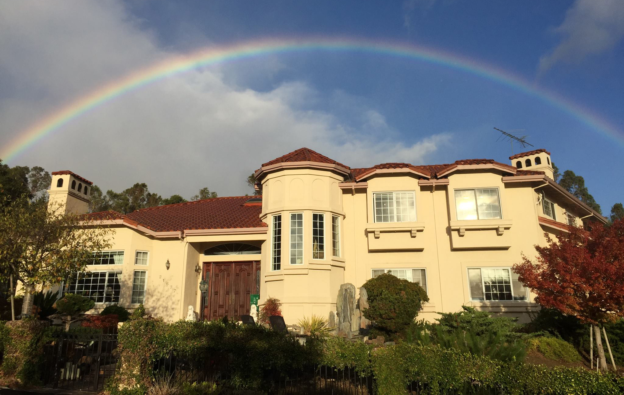 The Rainbow Mansion | An intentional community of people working to ...