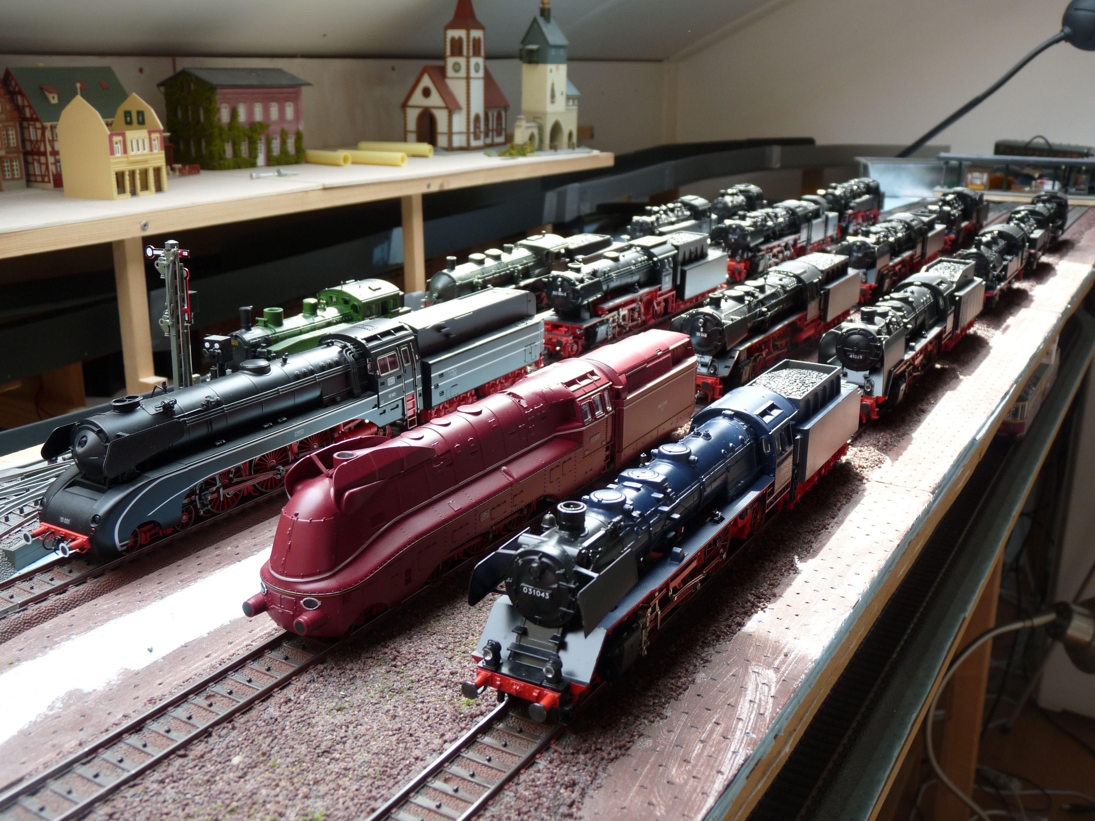 Märklin steam locomotive line-up | Model Railroad Buildings ...