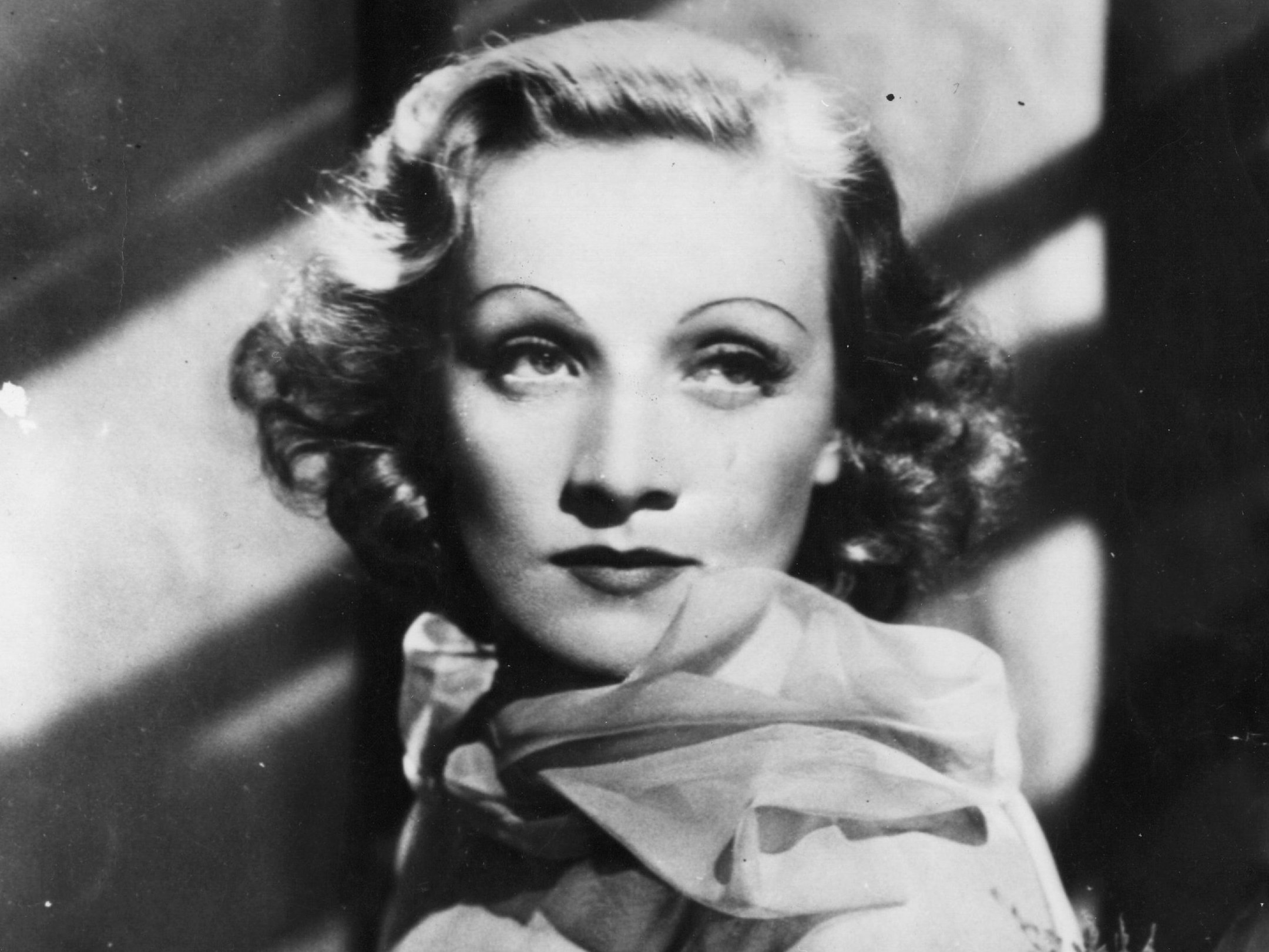 Marlene Dietrich: Who was the silver screen icon from classic movies ...