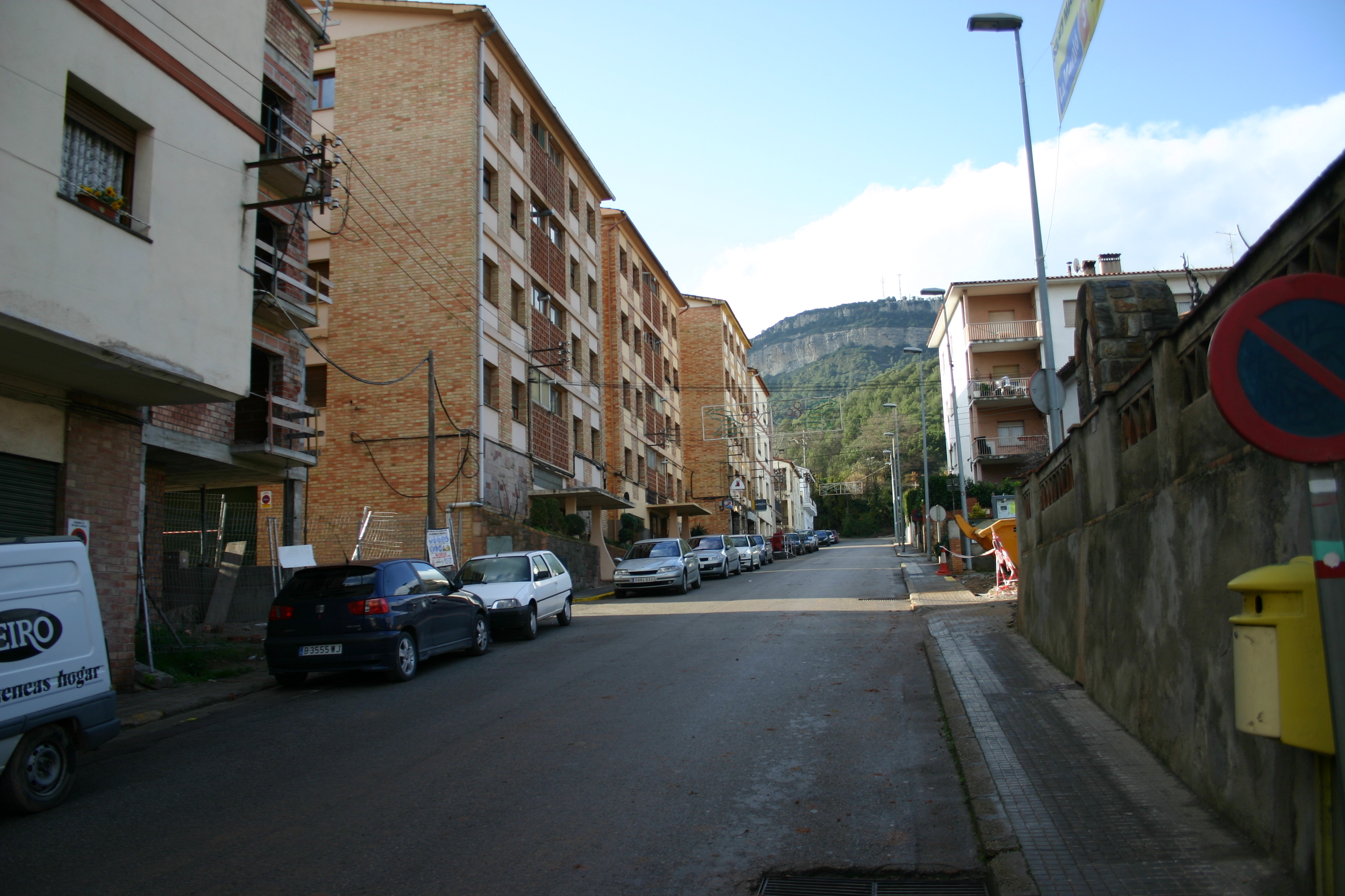 File:Spain.Sant.Marti.de.Centelles.Abella.Vista.1.jpeg - Wikimedia ...
