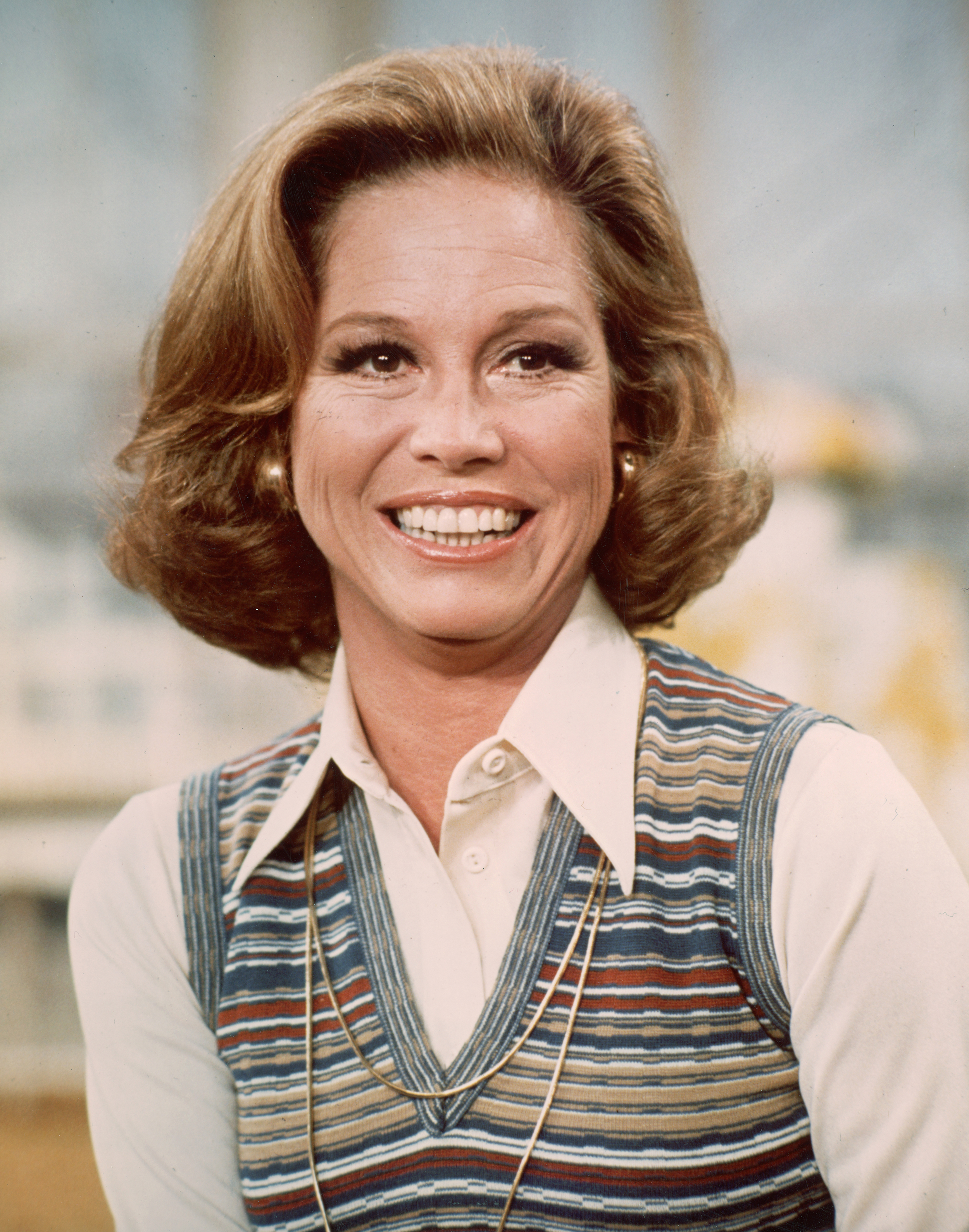 Mary Tyler Moore, Television Legend, Dead at 80