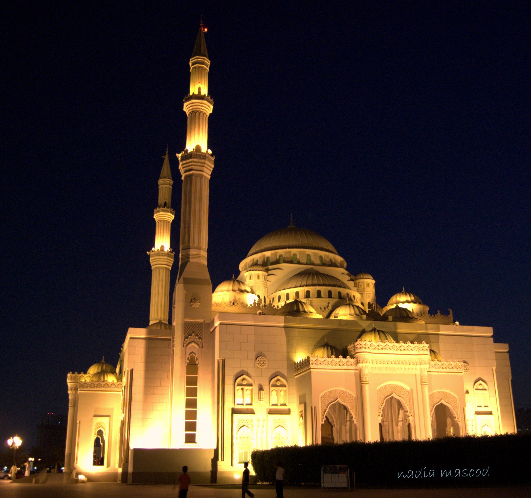 Al Noor Mosque, Sharjah | The Purple Journal