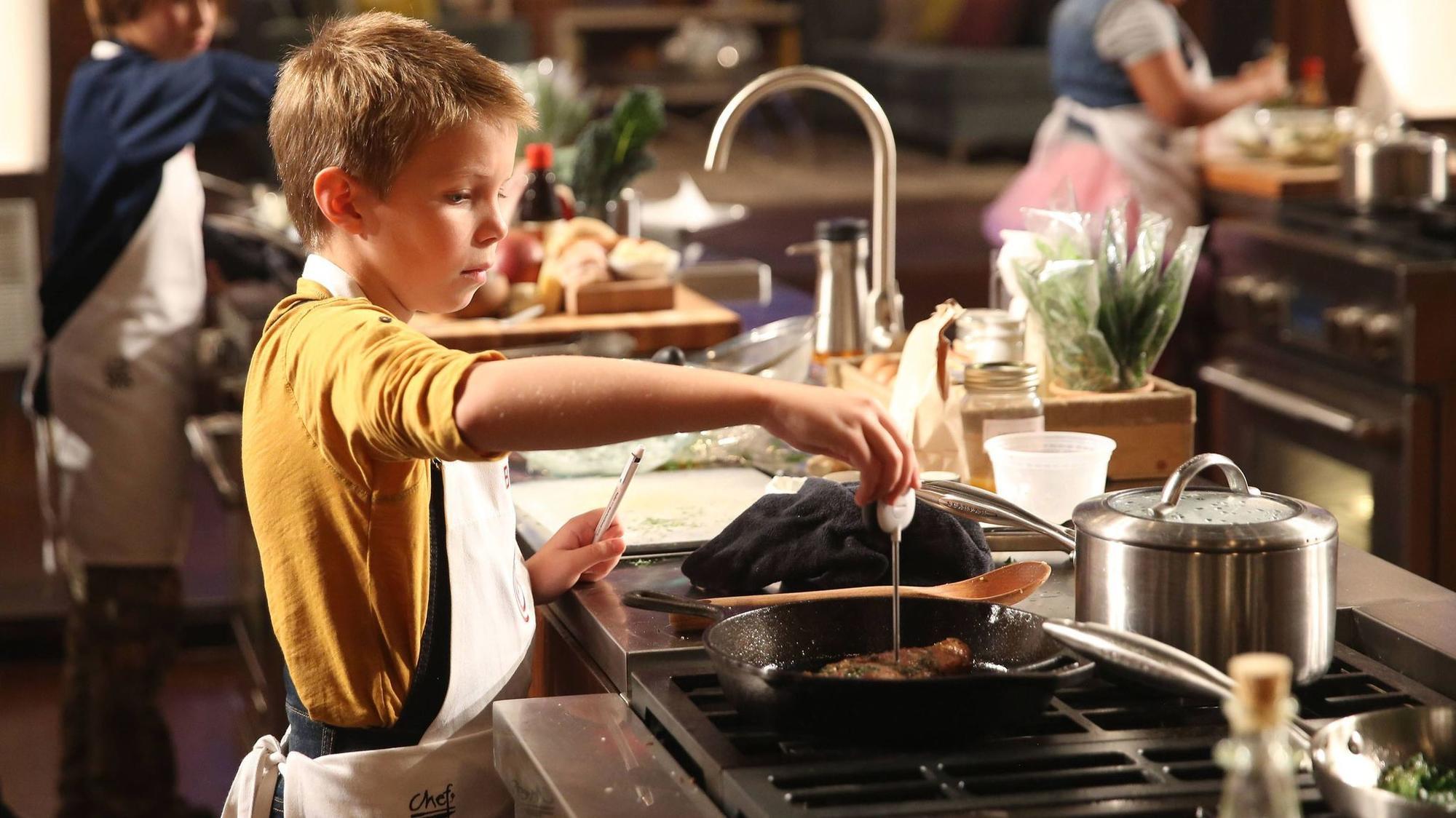 Pilsen kid 'one to watch' on 'MasterChef Junior' - Chicago Tribune