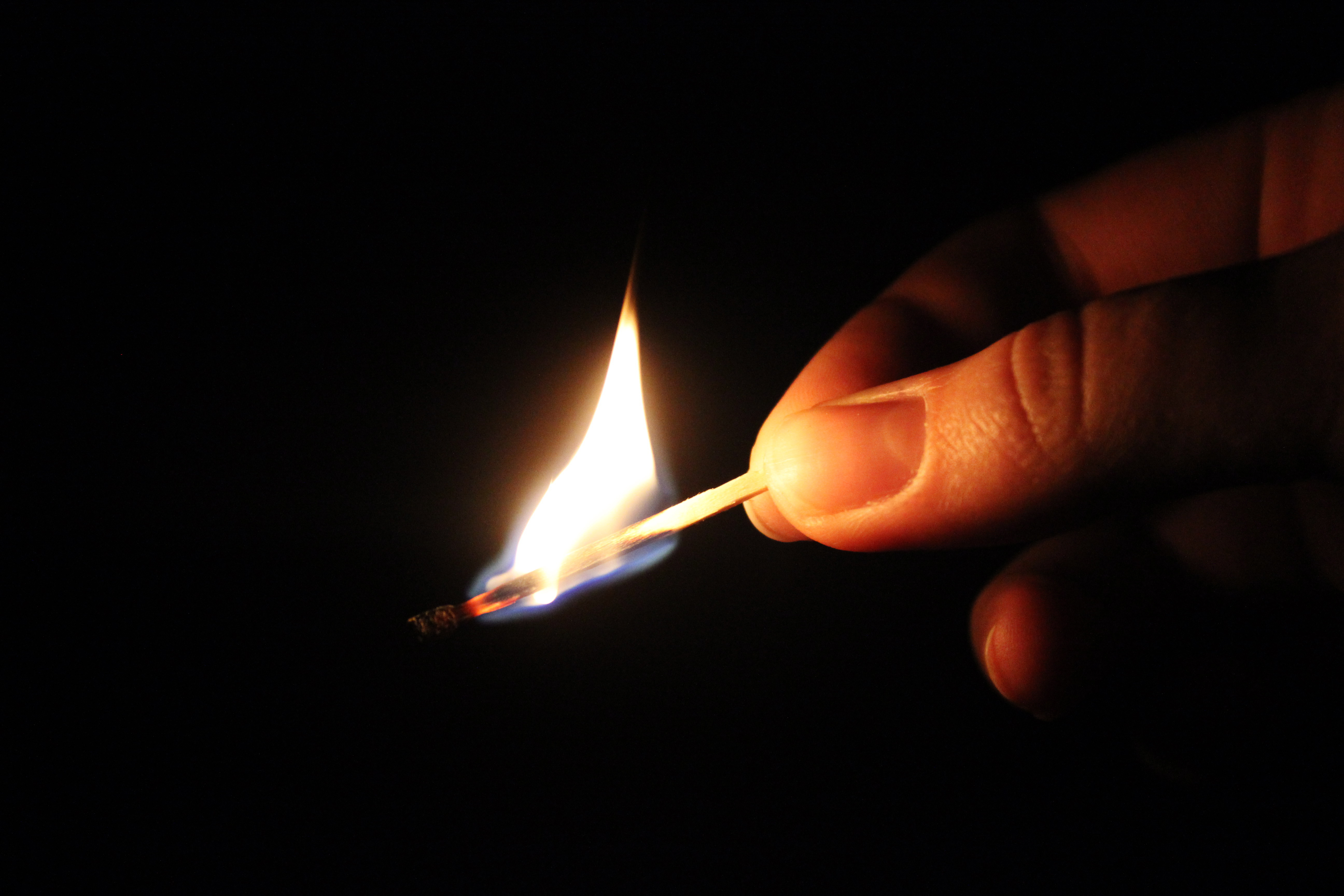 File:Burning match.jpg - Wikimedia Commons