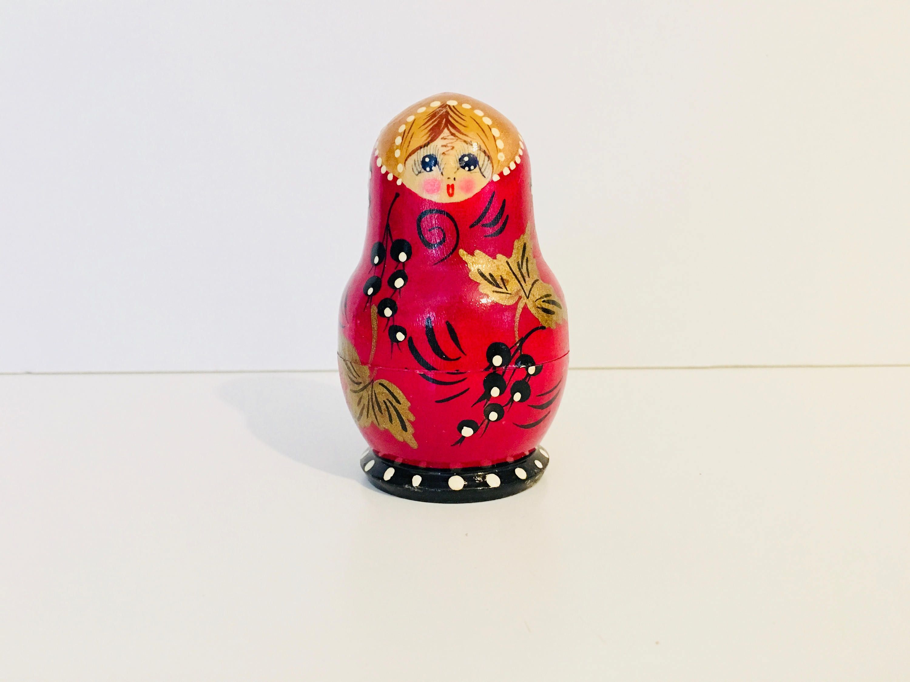 Vintage Miniature Matryoshka, Russian Nesting Doll - Set of 5 Hand ...