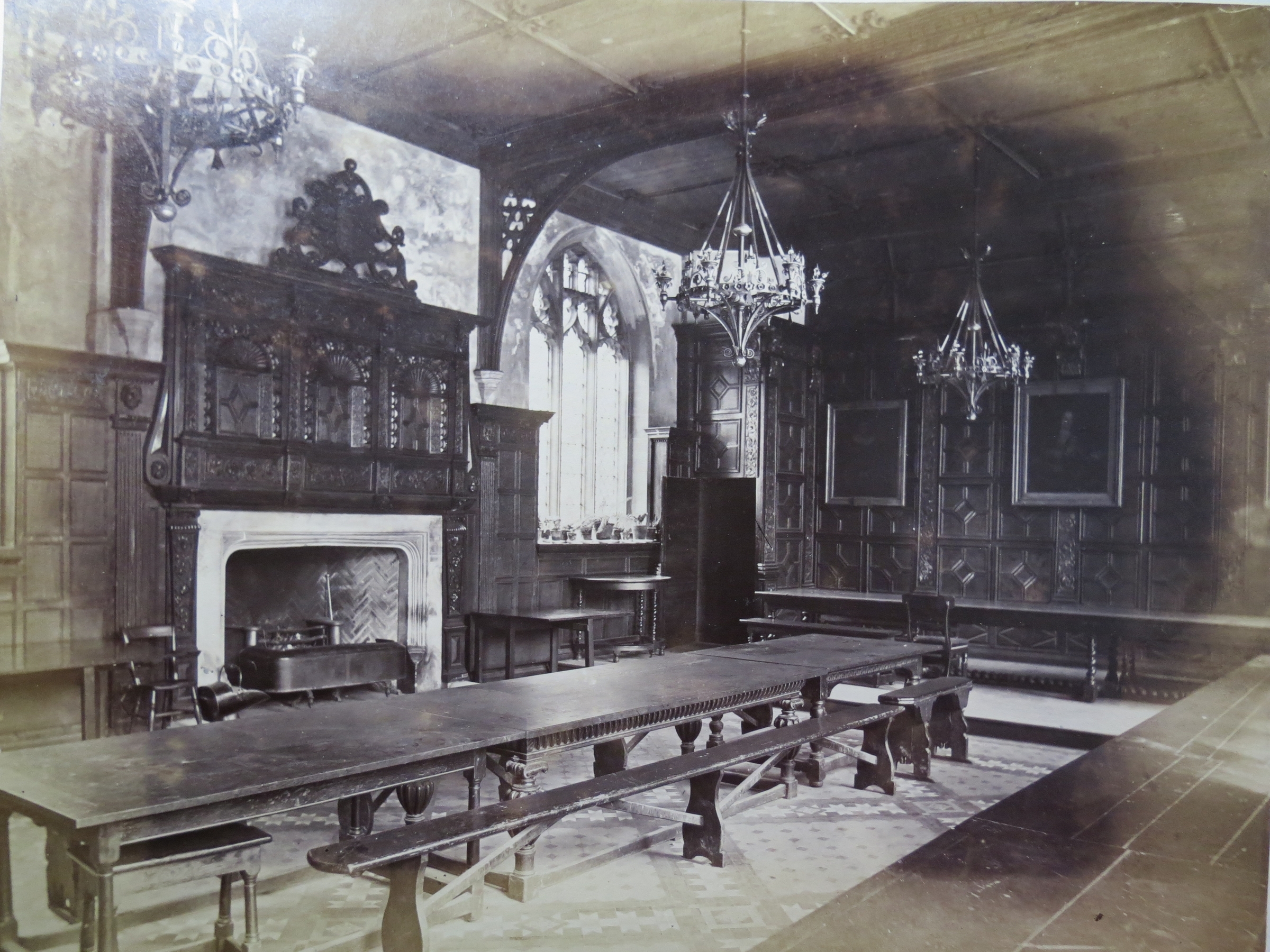 File:Original medieval dining hall, Pembroke College, Cambridge ...