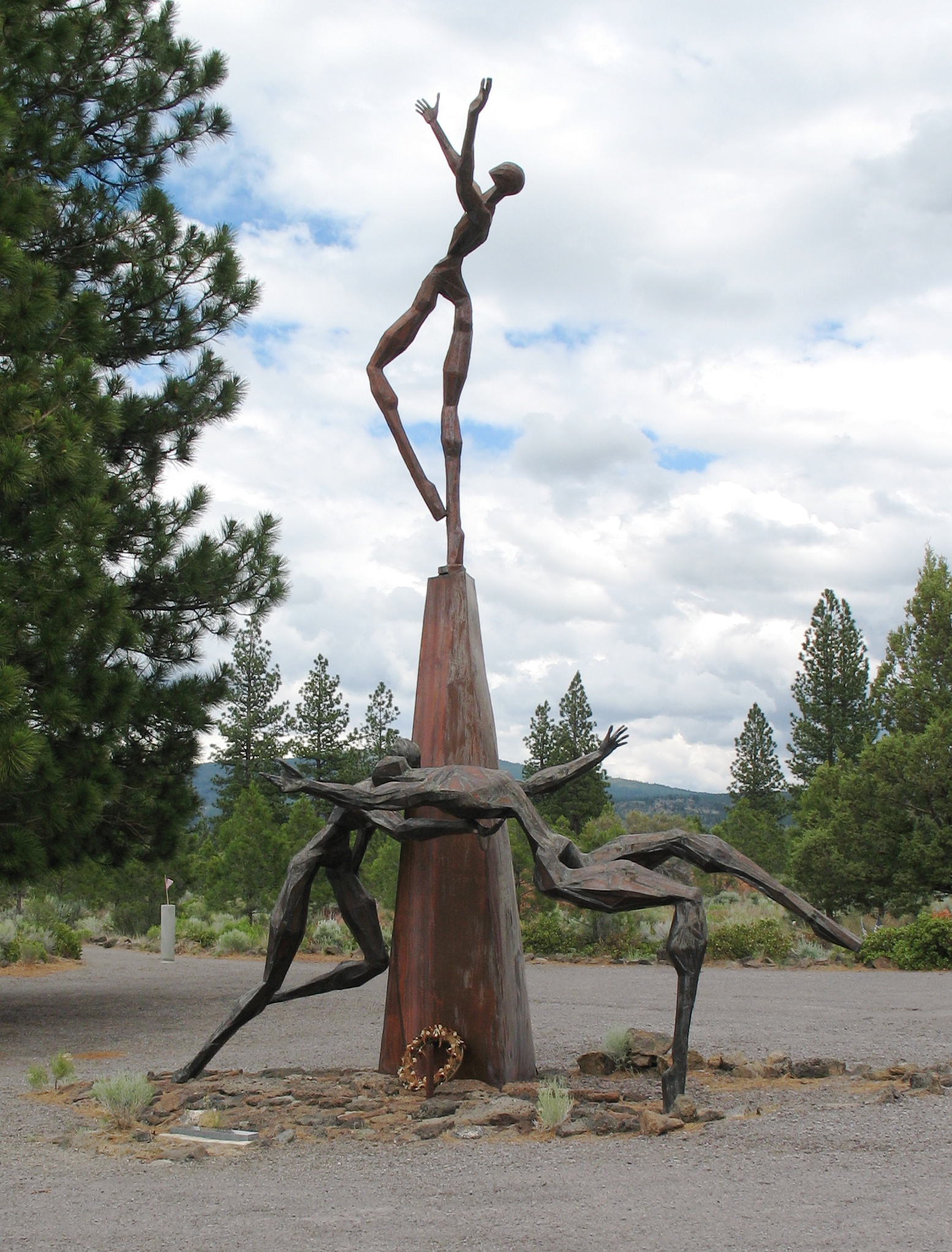 Veterans Living Memorial Sculpture Garden on Mt. Shasta | Love, War ...