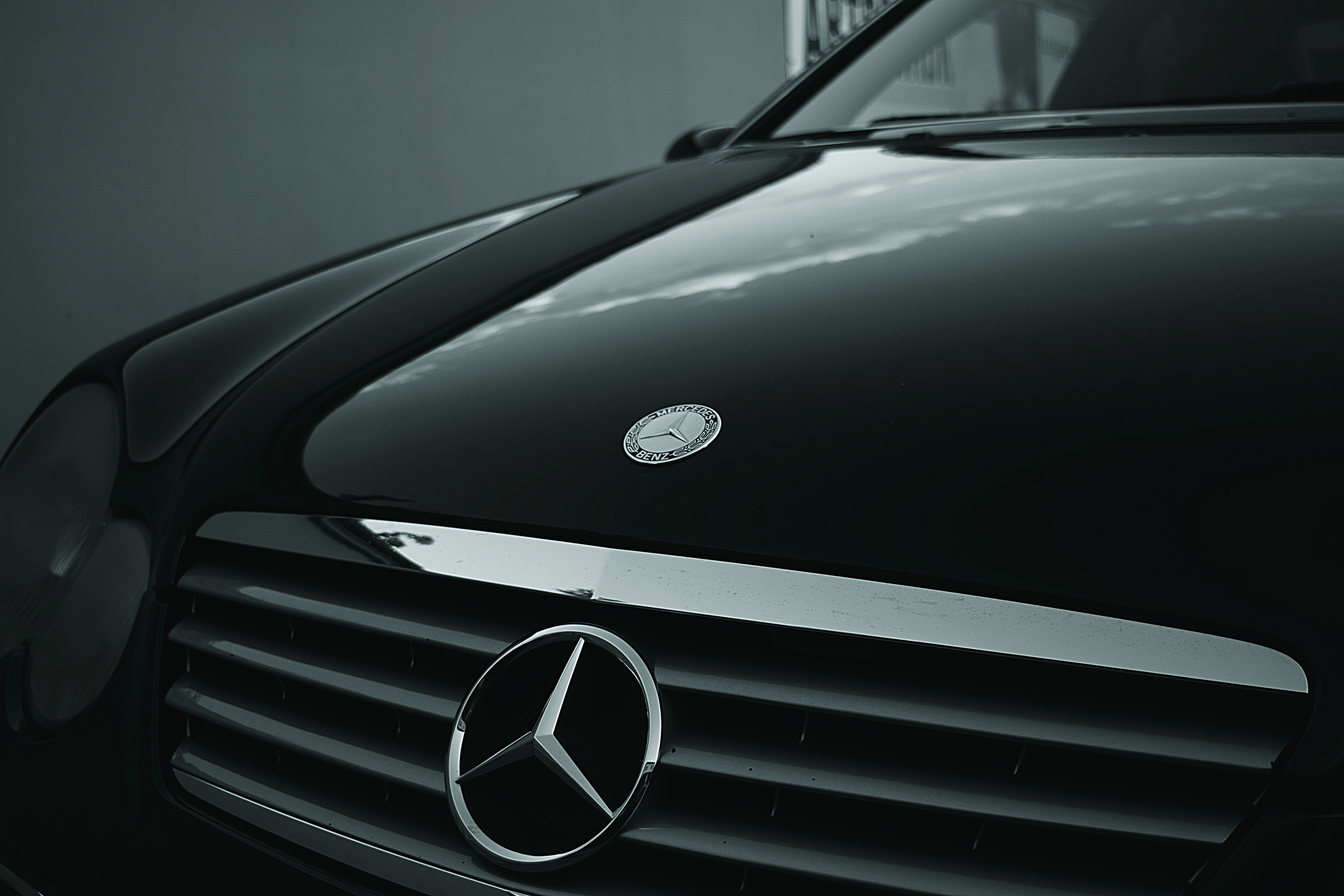 Mercedes benz black car photo