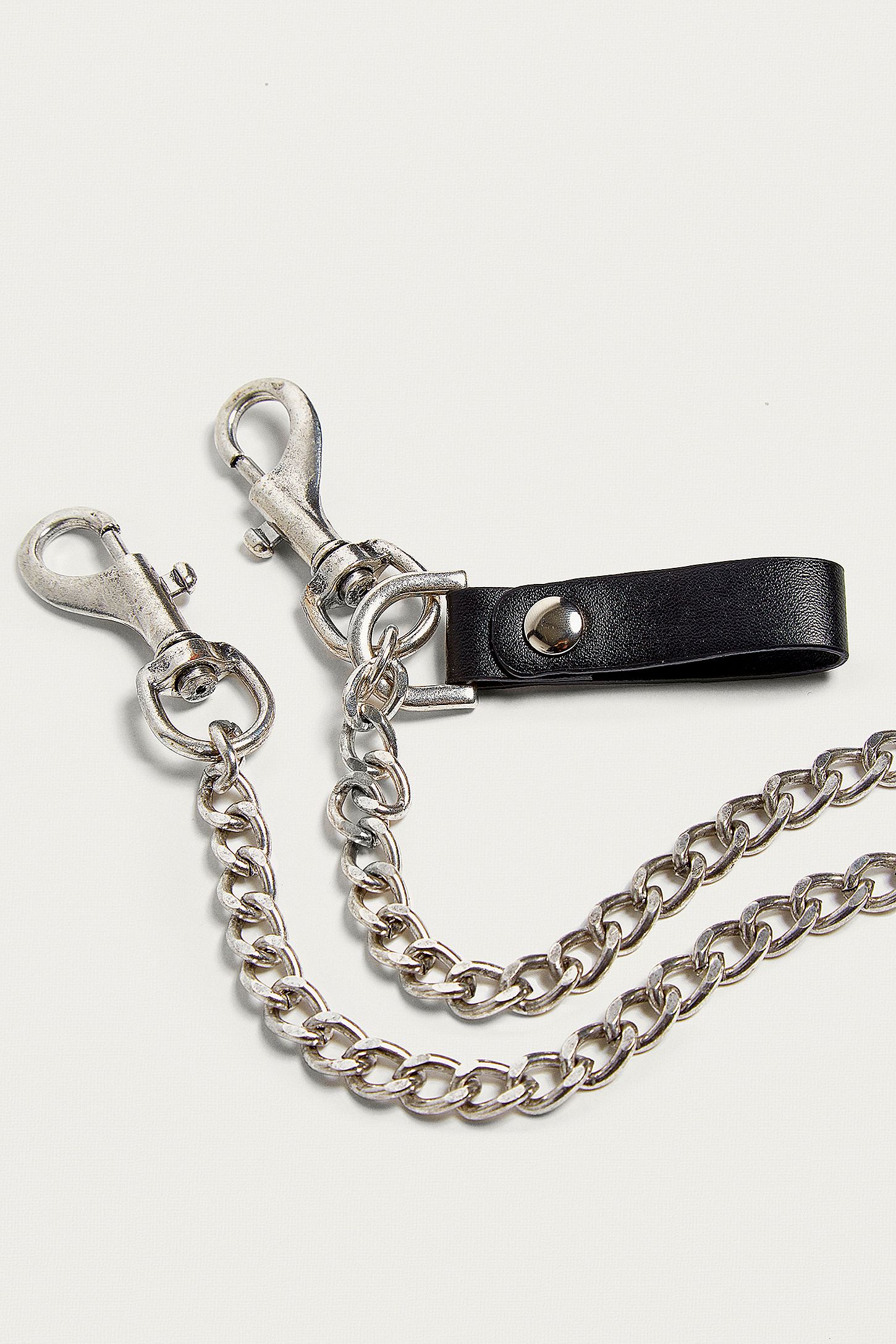 Metal Chain Wallet Clip | Urban Outfitters