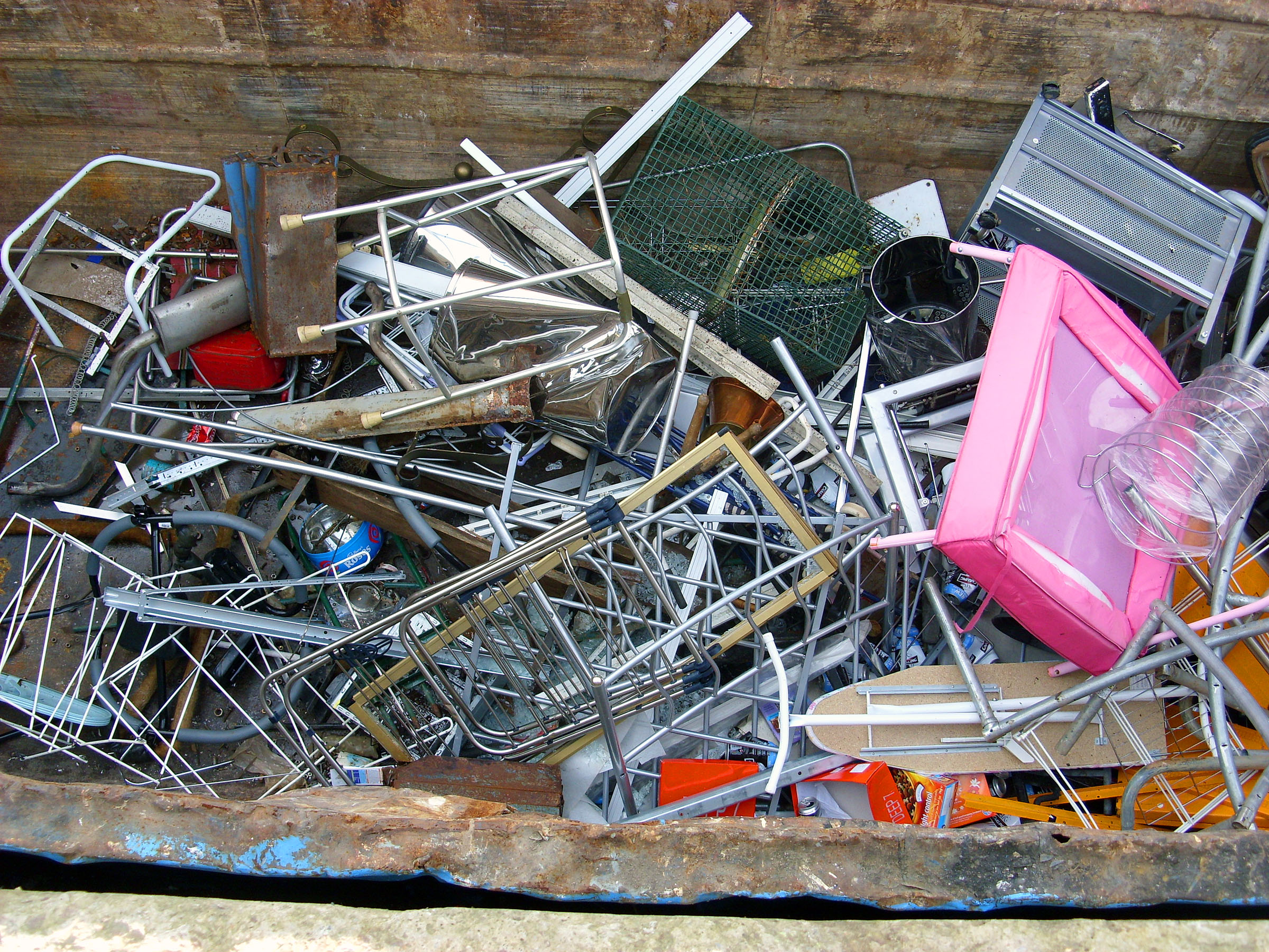 Metals recycling bin photo