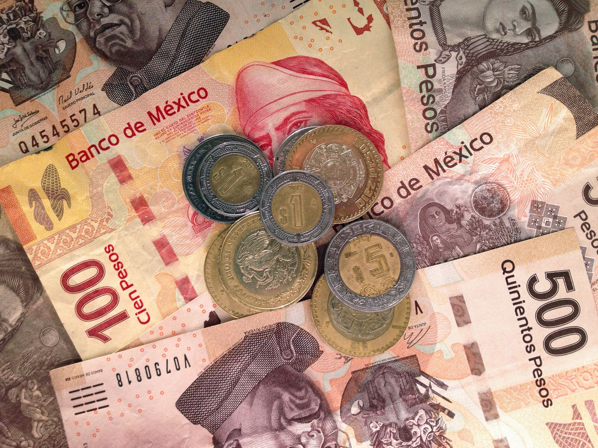 How to Exchange Money in Mexico