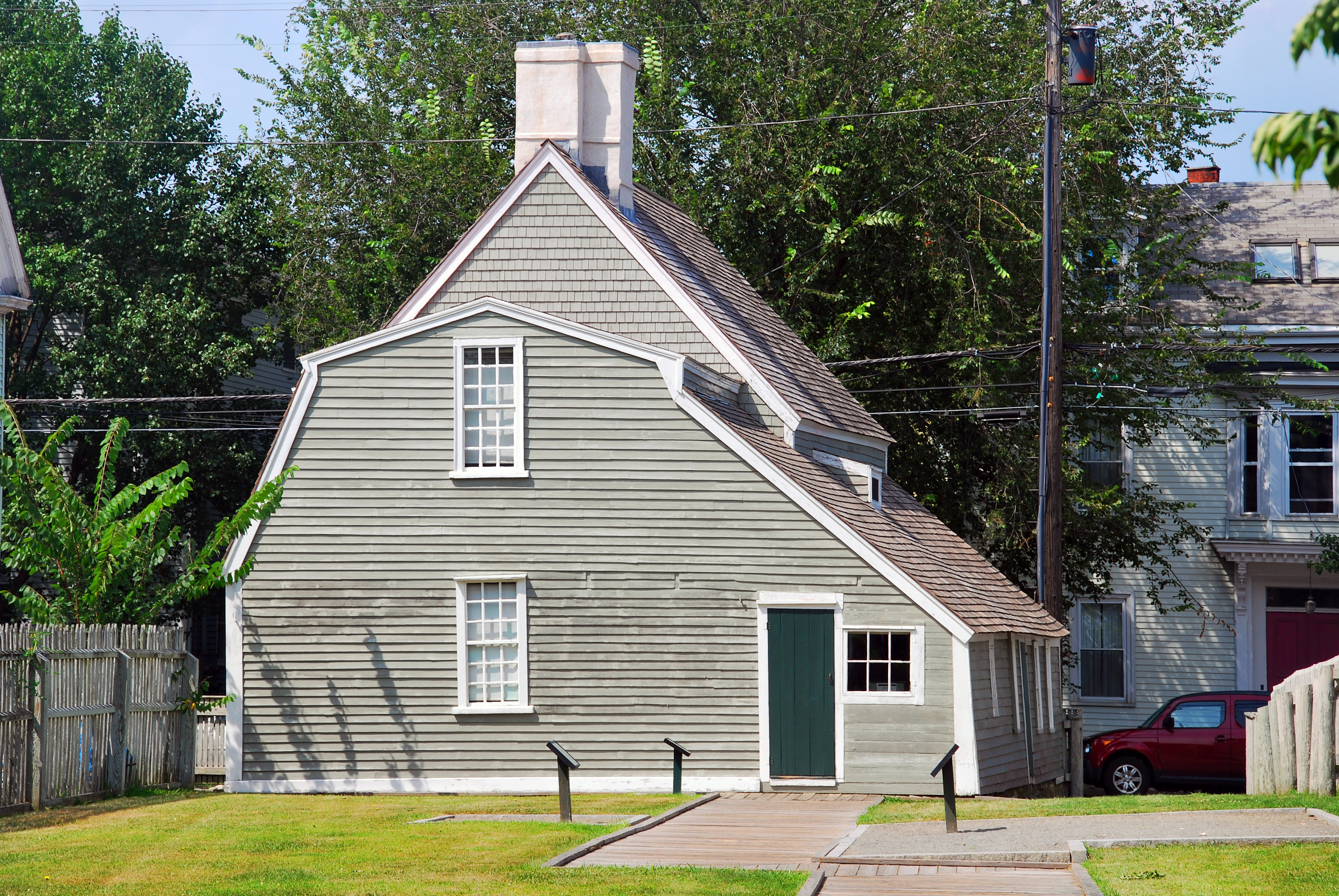File:Salem middle class house.JPG - Wikimedia Commons