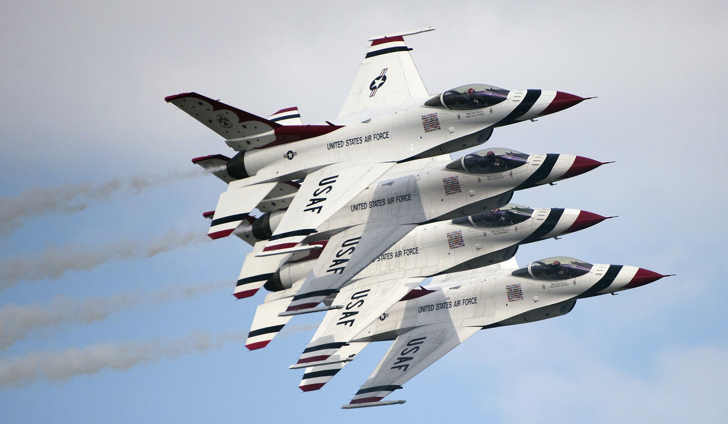 U.S. Air Force Thunderbirds Pilot Killed In Plane Crash | Time