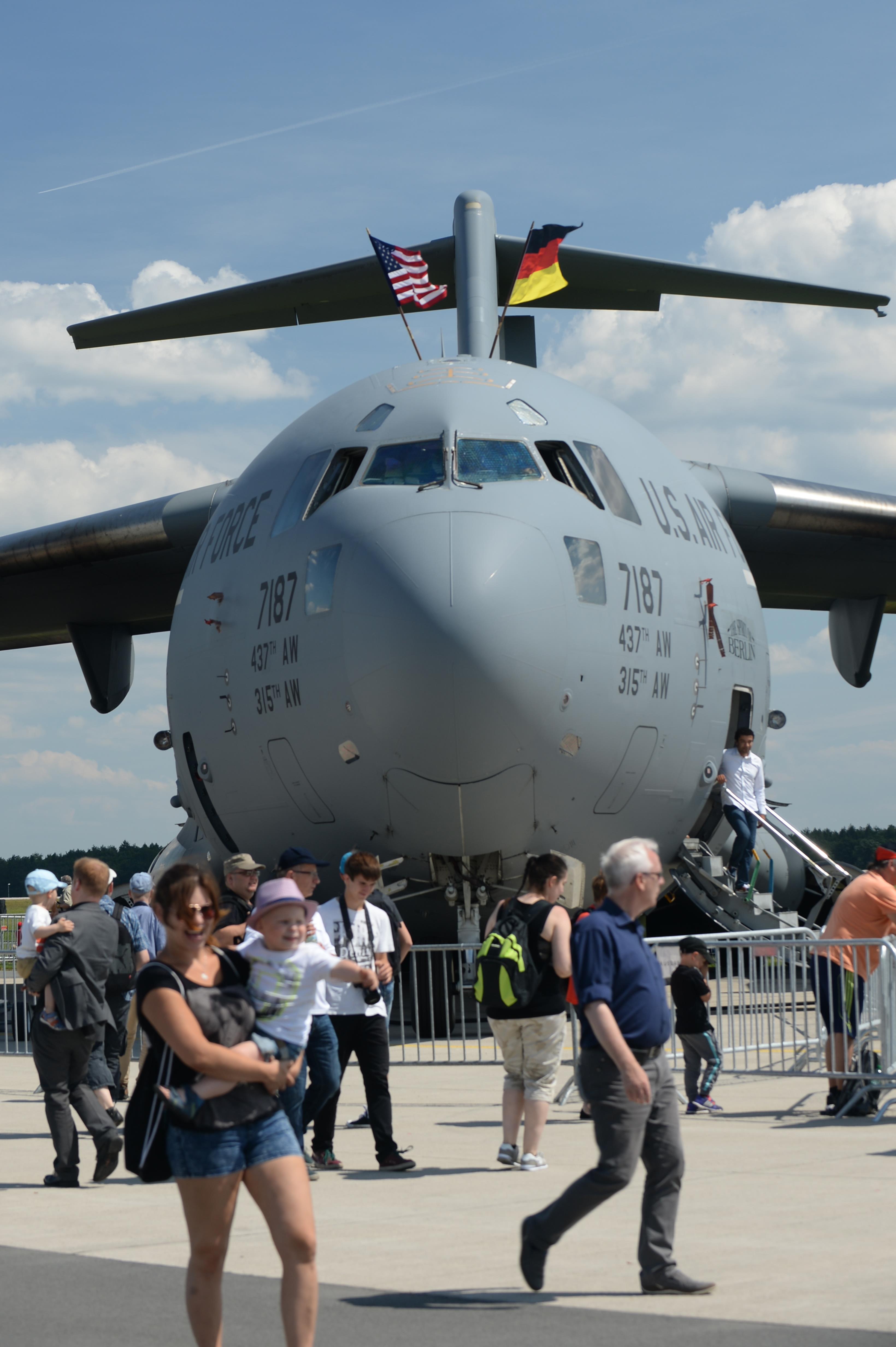 US military showcases aircraft at Berlin air show > U.S. Air Force ...