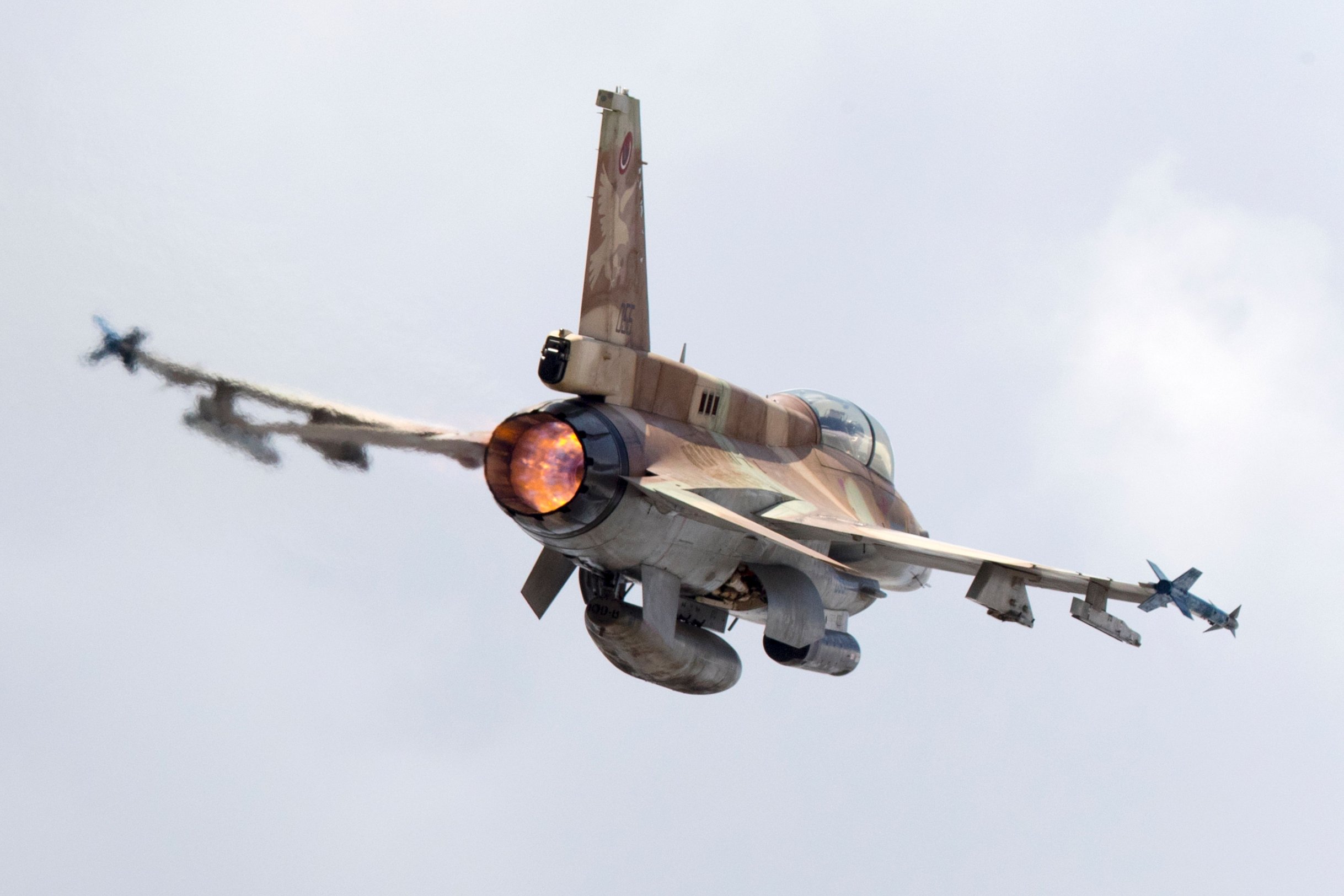 Israel: Military jet shot down by Syrian fire - CNN Video