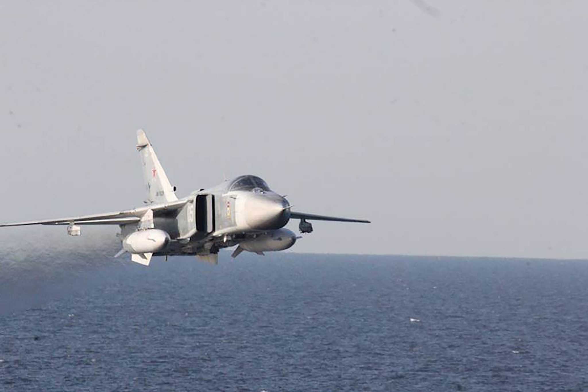 Russian fighter jet flies within 10 feet of Navy aircraft - Chicago ...