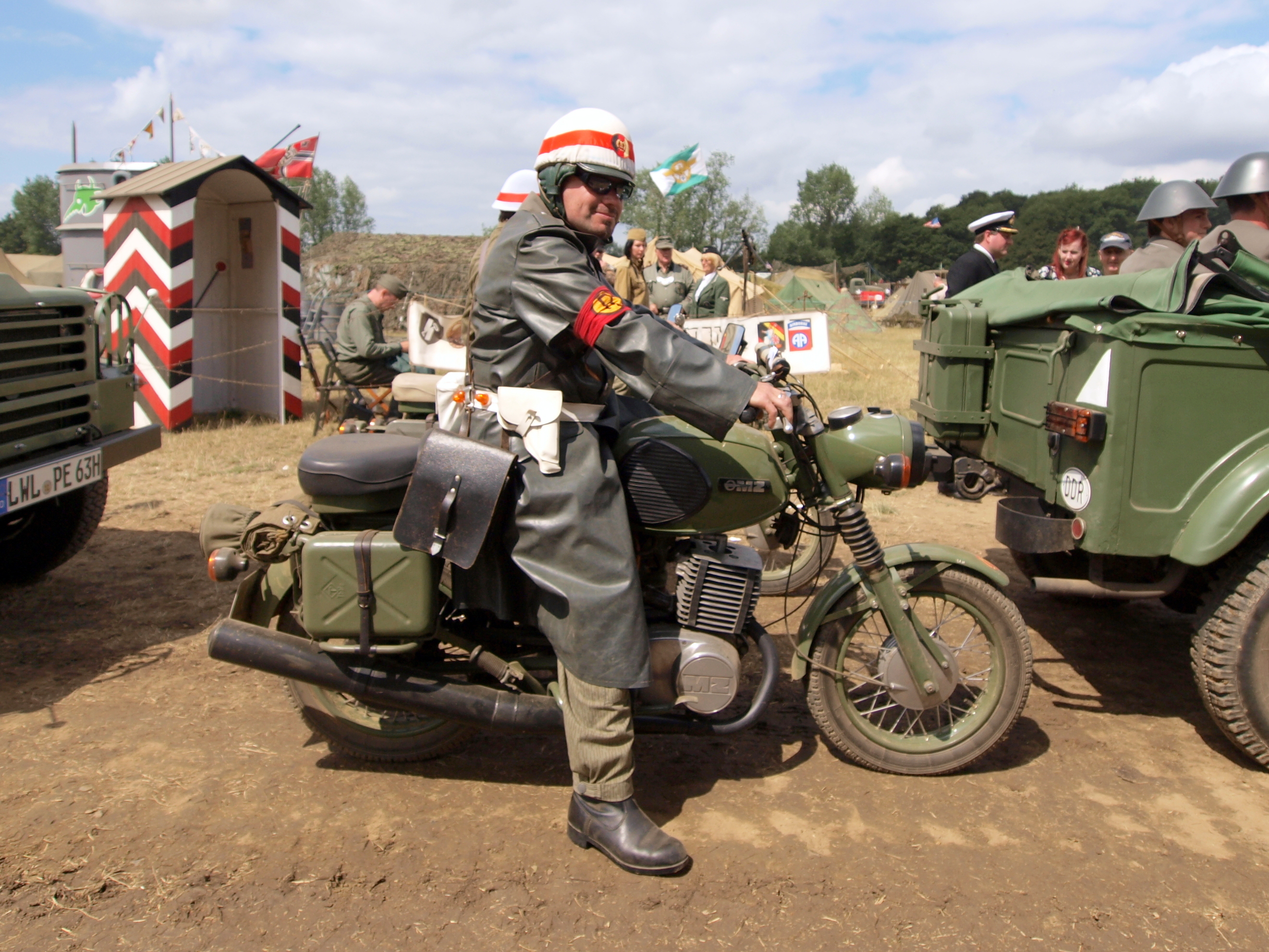 File:MZ military motorcycles War & Peace show 2010 pic2.JPG ...